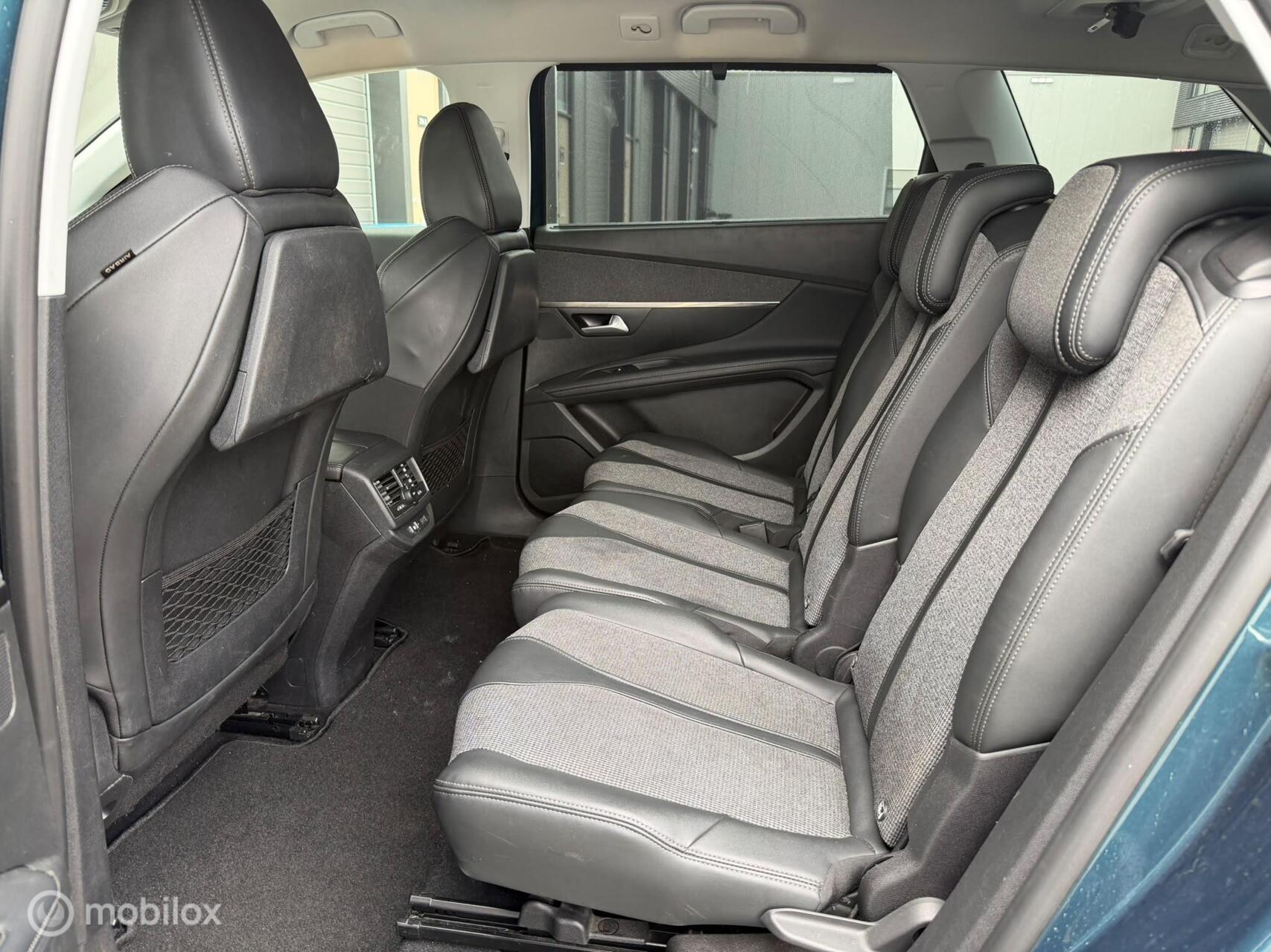 Foto van Peugeot 5008