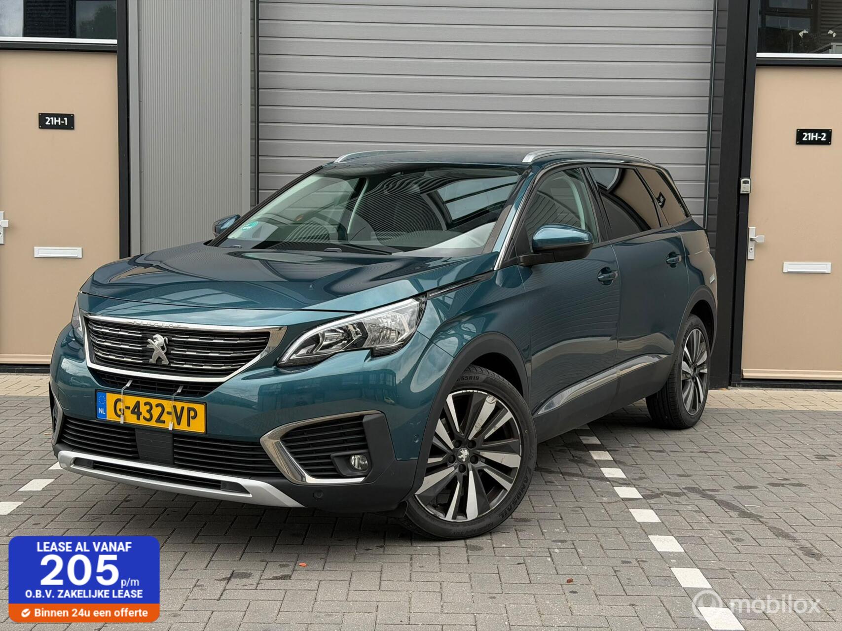 Peugeot 5008 1.2 PureTech Blue Lease Premium 2020 - voorkant