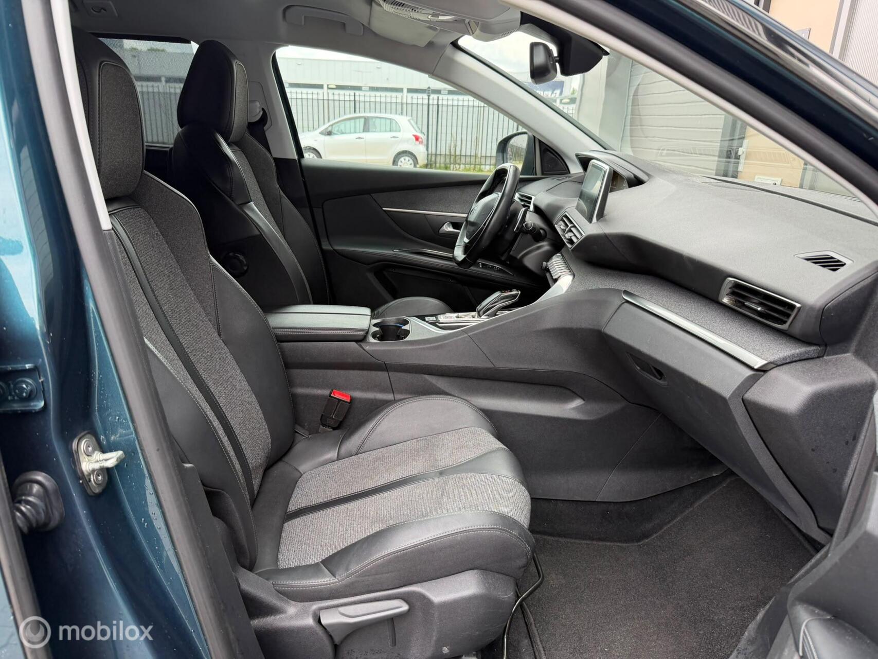 Foto van Peugeot 5008