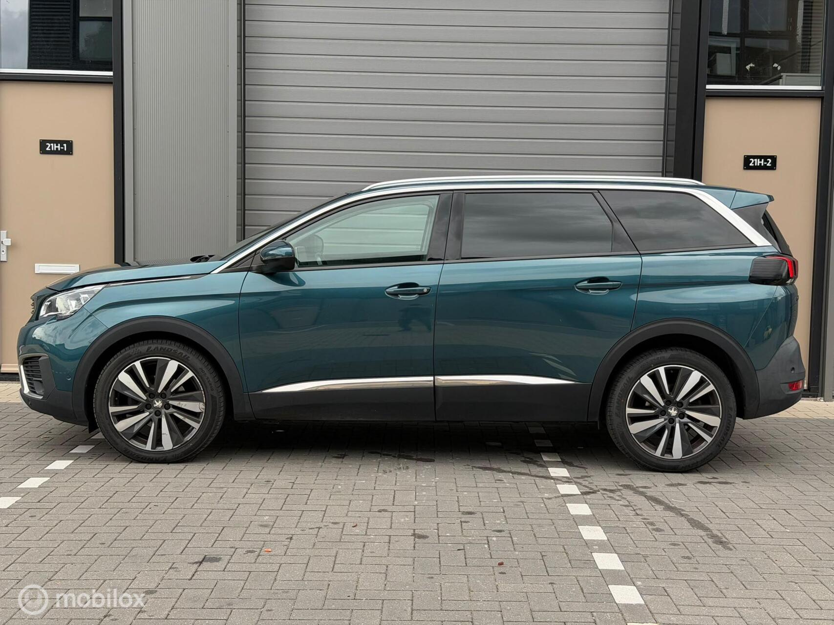 Foto van Peugeot 5008