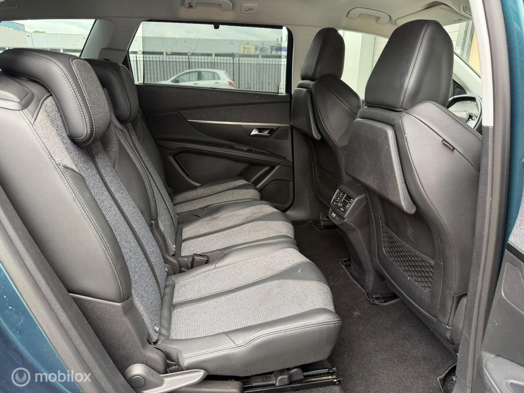 Foto van Peugeot 5008