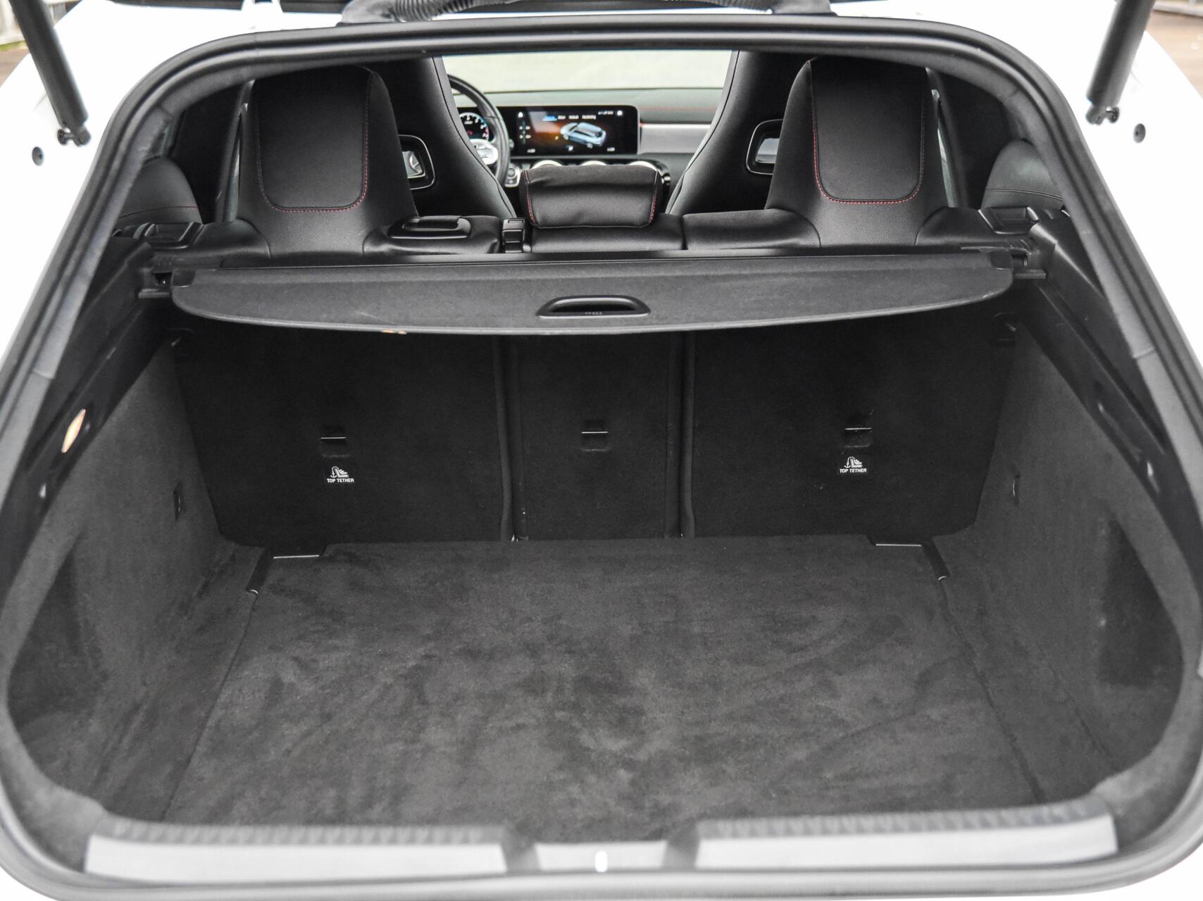 Foto van Mercedes-Benz Cla 180