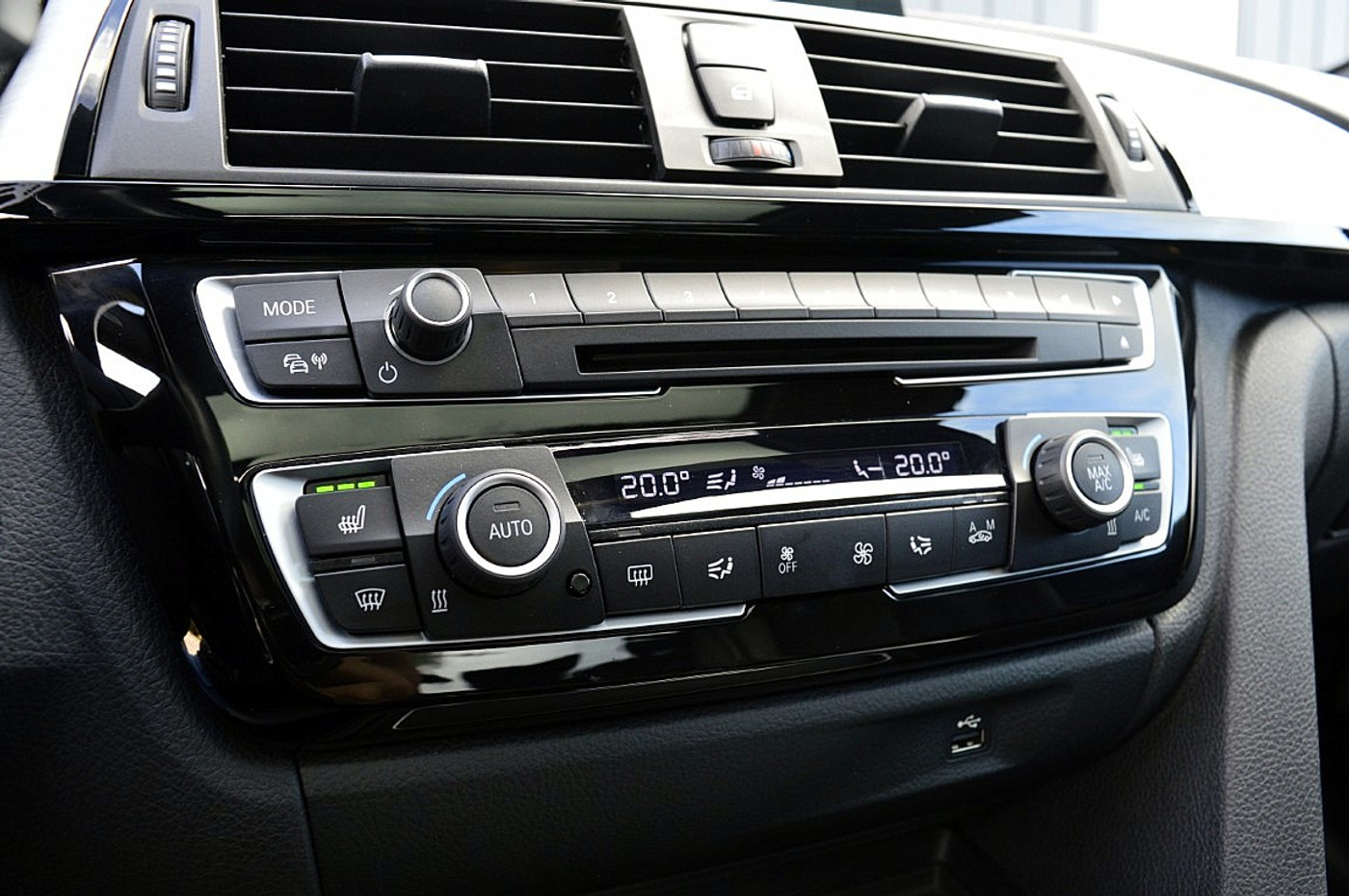 Foto van BMW 320i
