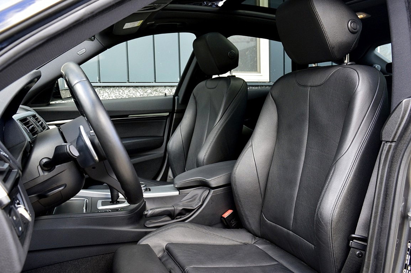 Foto van BMW 320i