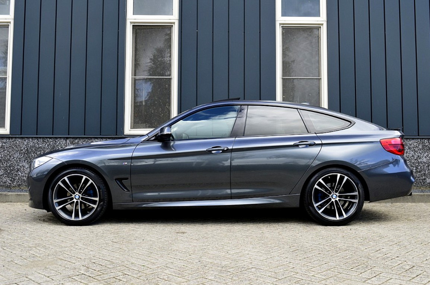 Foto van BMW 320i