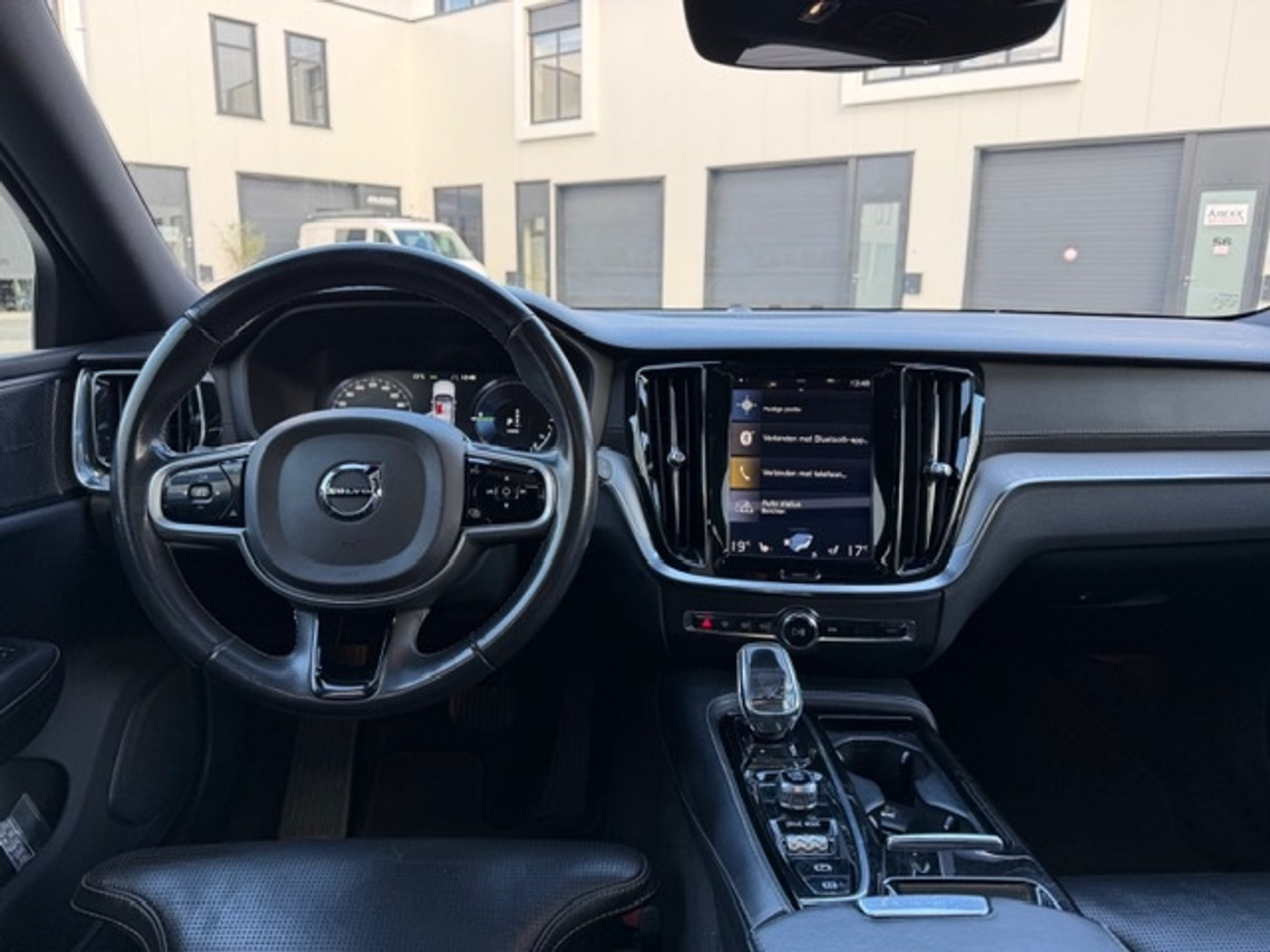 Foto van Volvo V60 T8 Twin Engine