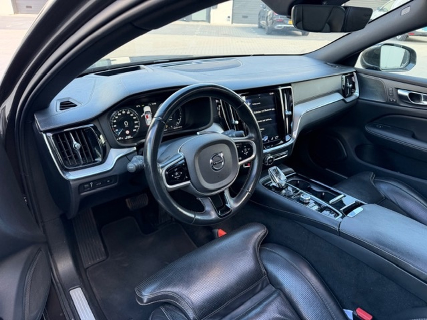 Foto van Volvo V60 T8 Twin Engine