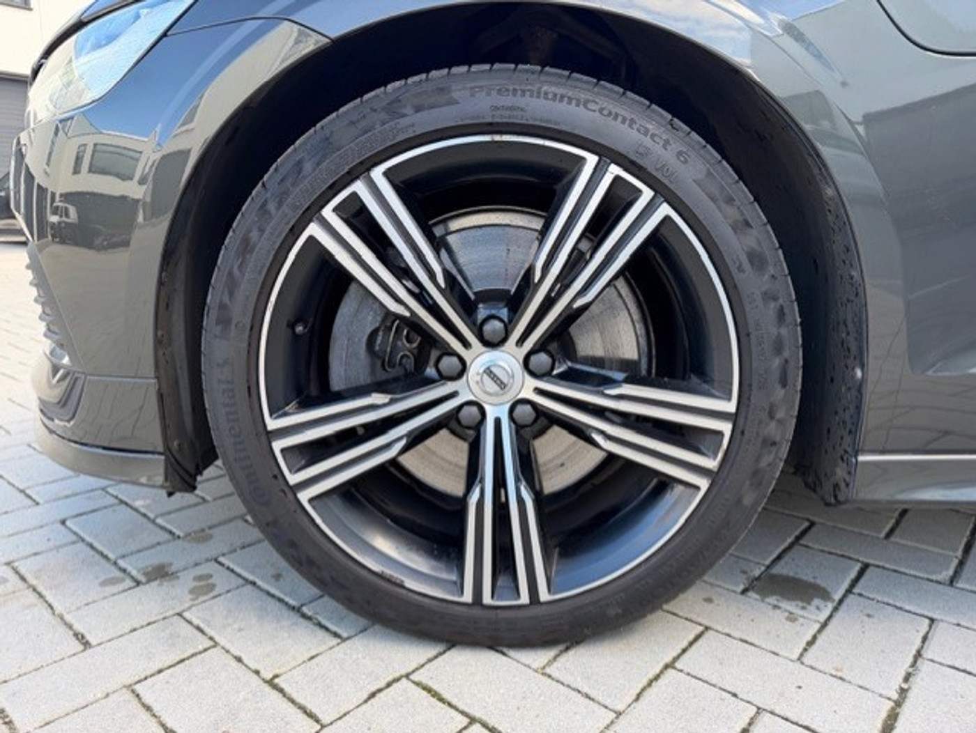 Foto van Volvo V60 T8 Twin Engine