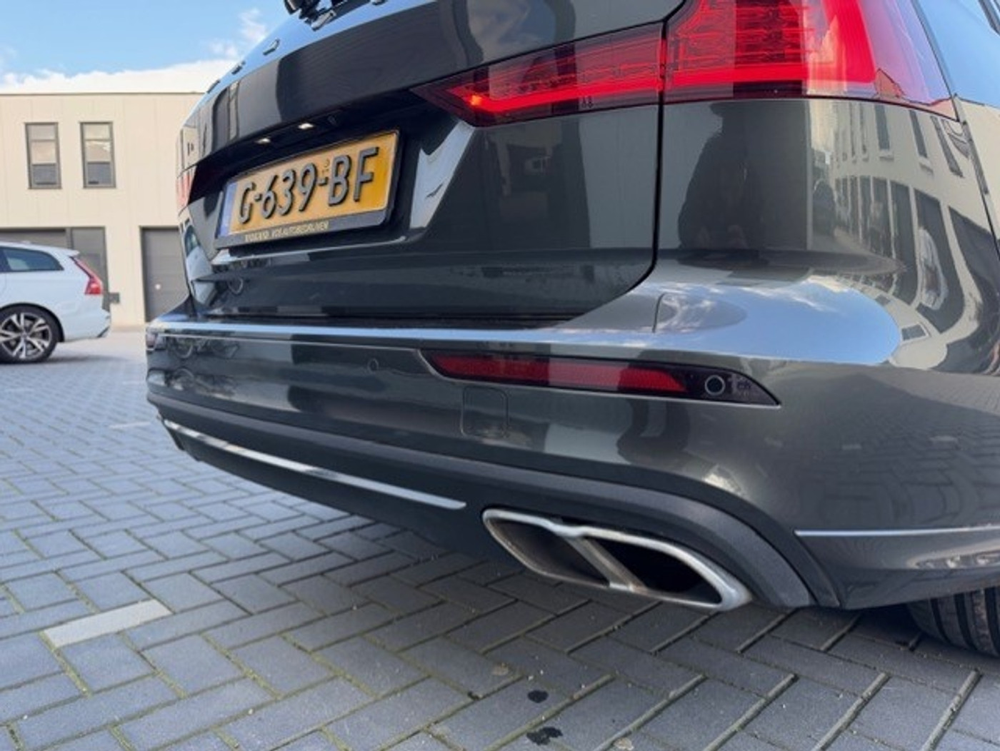 Foto van Volvo V60 T8 Twin Engine