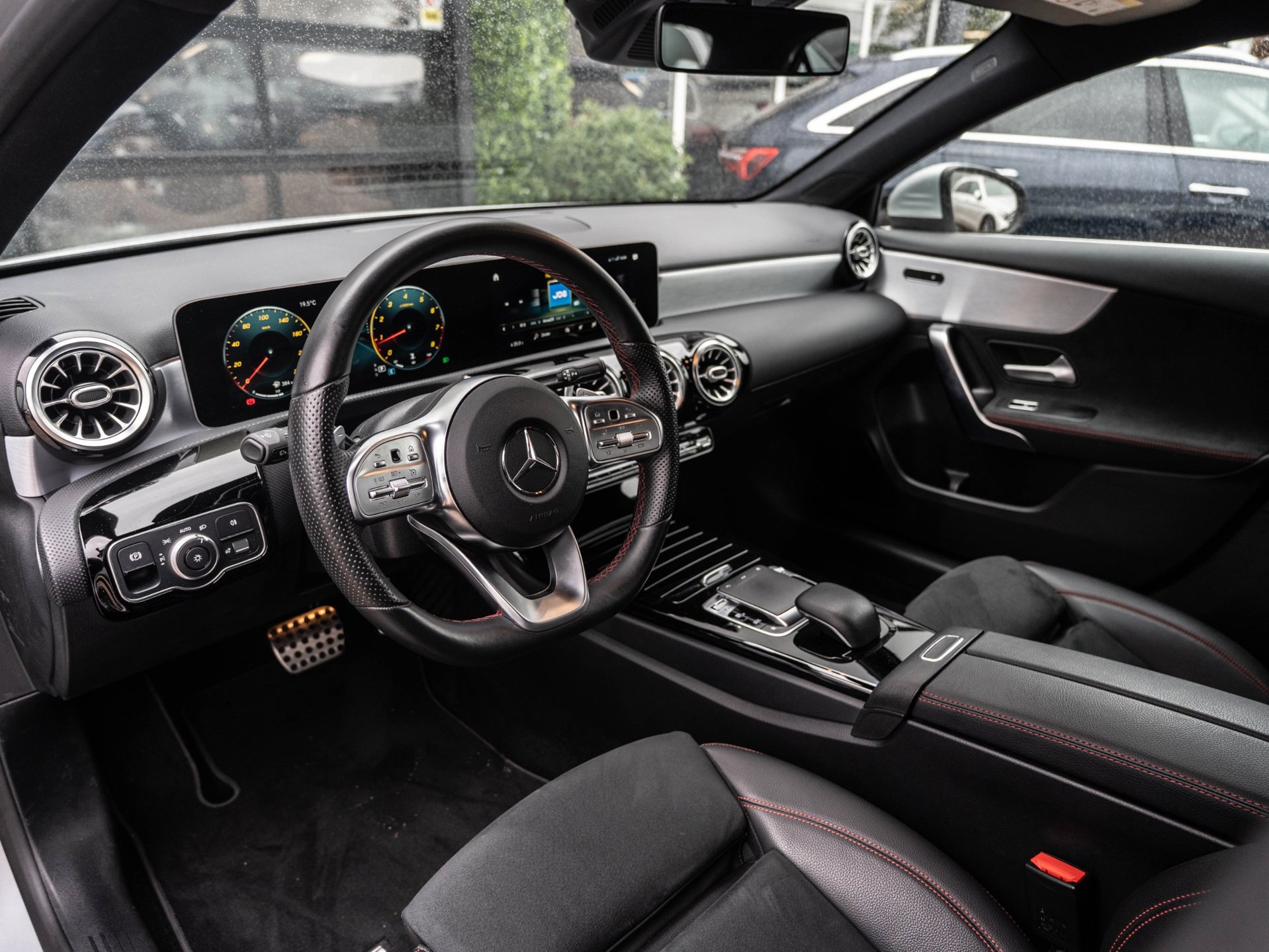 Foto van Mercedes-Benz A 200