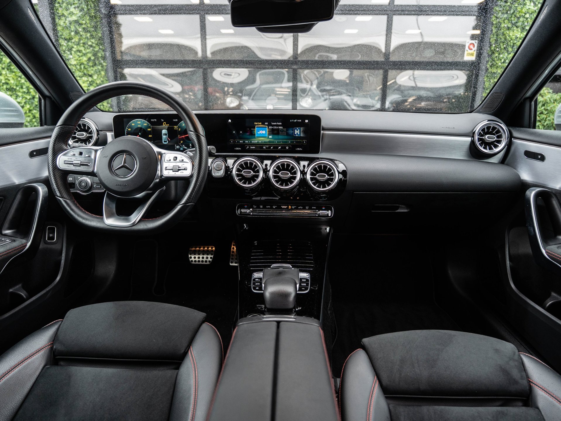 Foto van Mercedes-Benz A 200