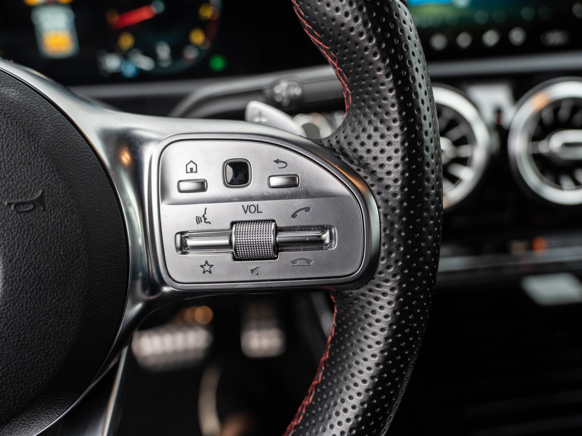 Foto van Mercedes-Benz A 200