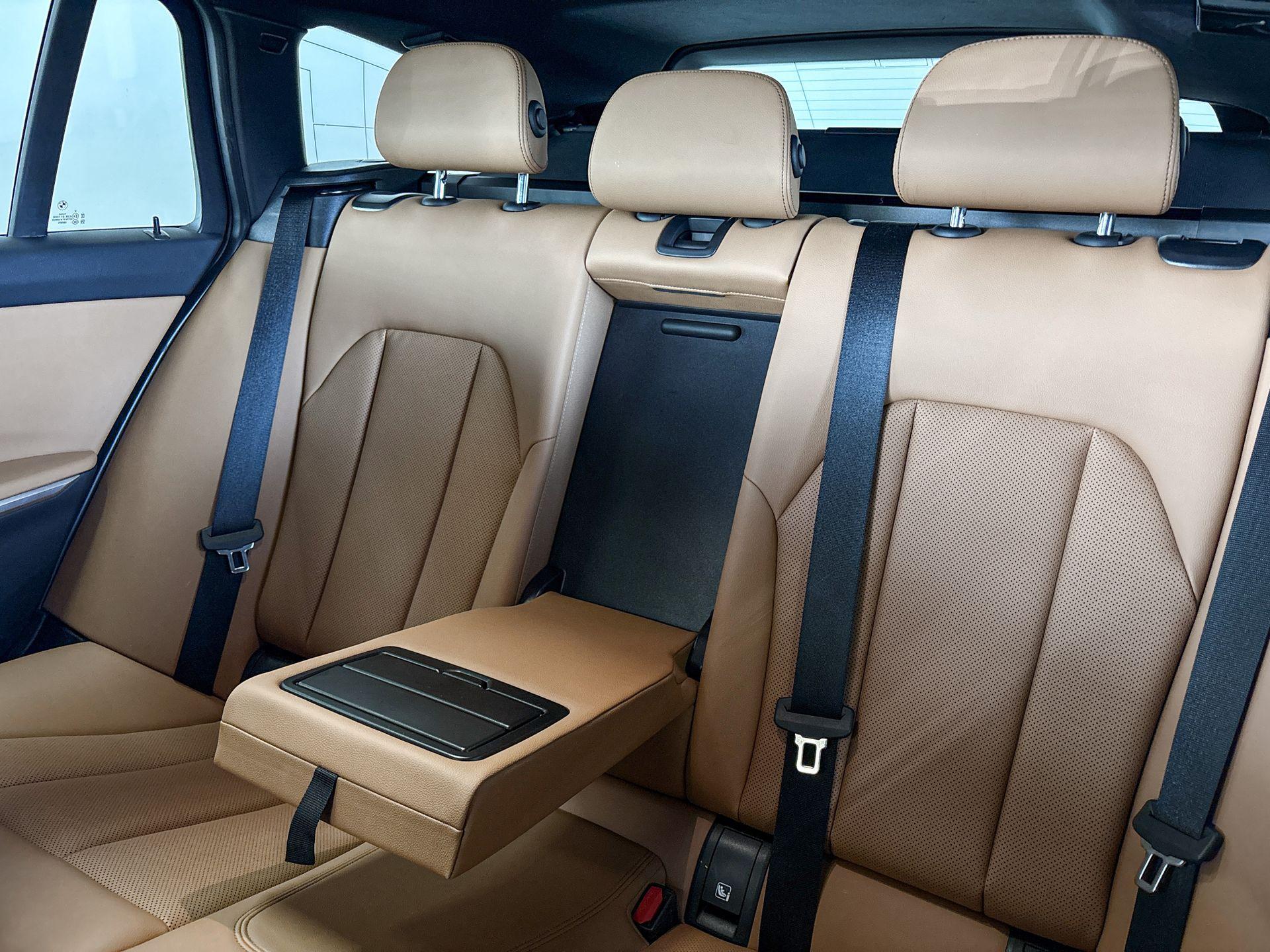 Foto van BMW 330e xDrive