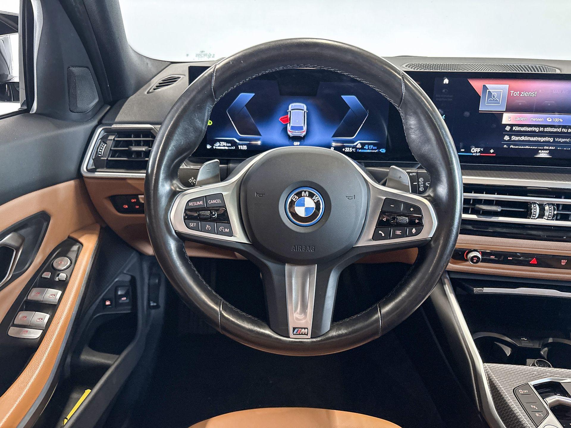 Foto van BMW 330e xDrive