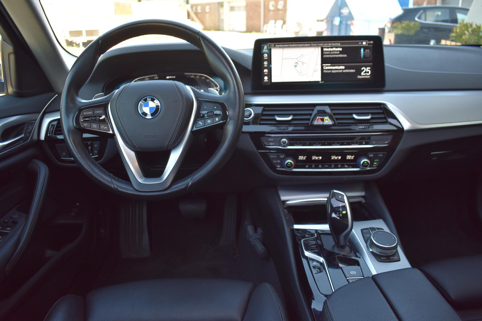 Foto van BMW 530e