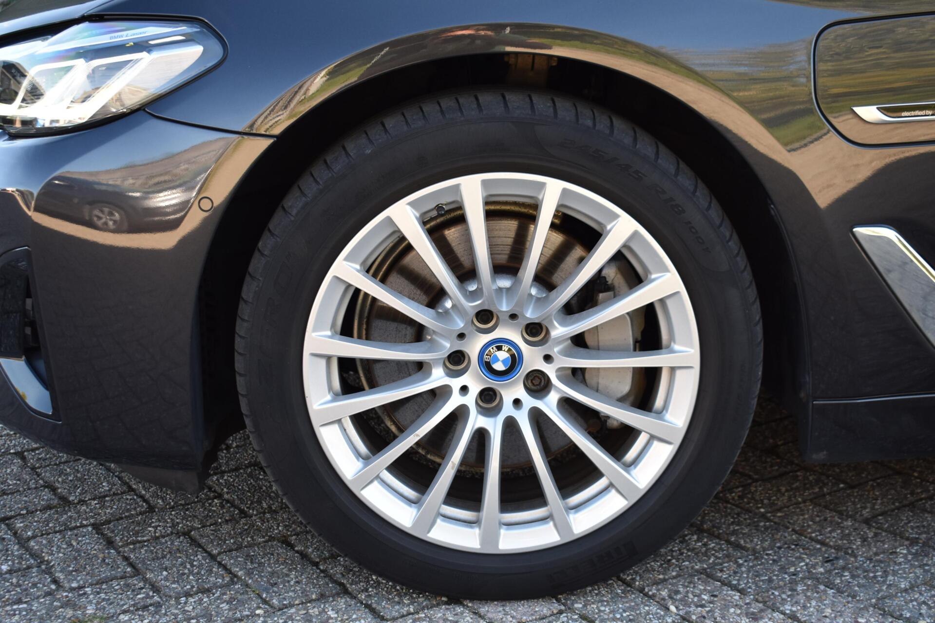 Foto van BMW 530e
