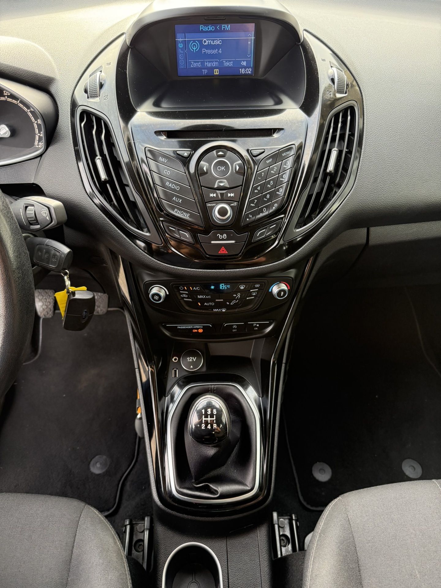 Foto van Ford B-max