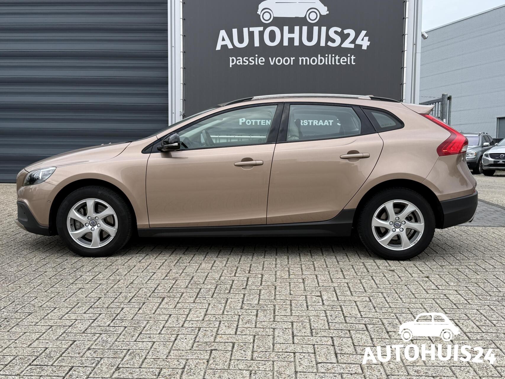 Foto van Volvo V40 Cross Country