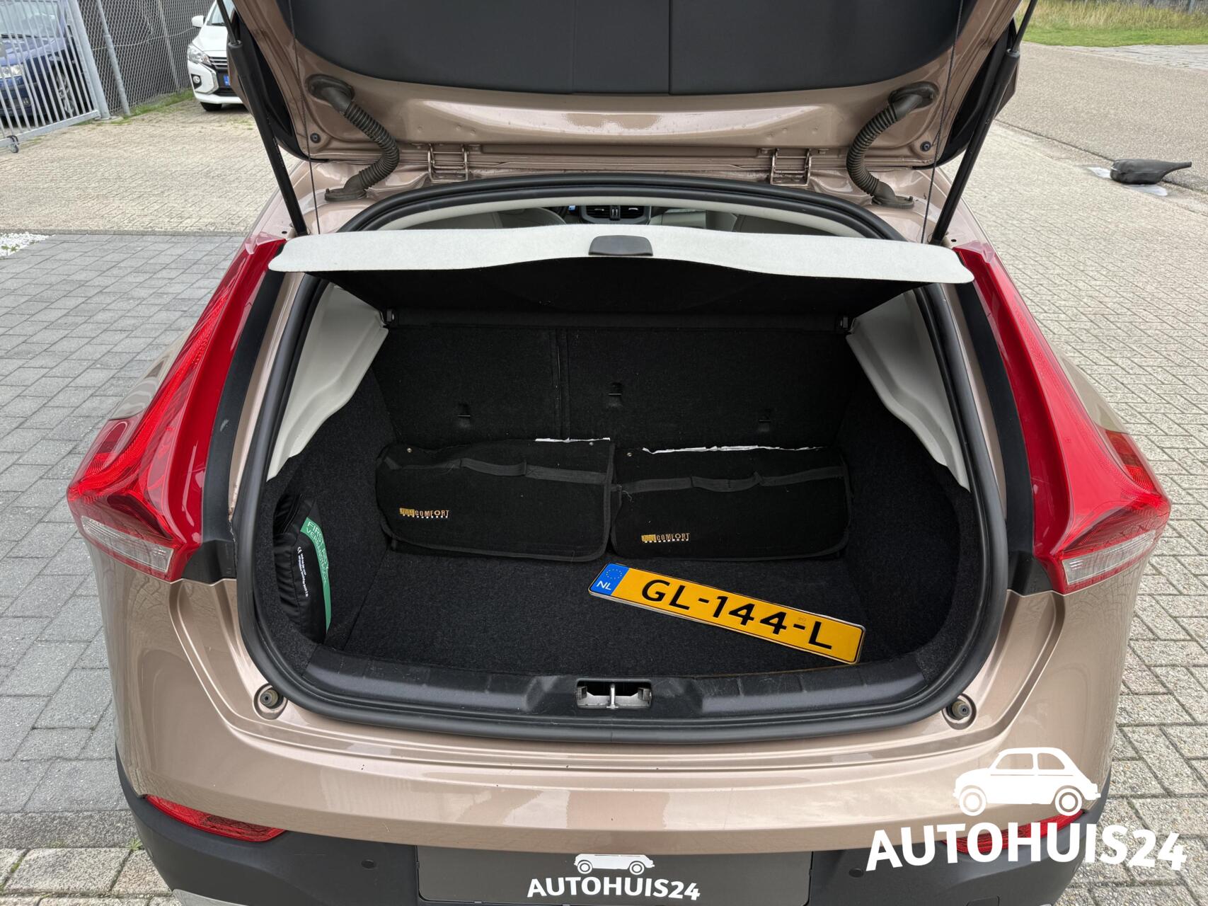 Foto van Volvo V40 Cross Country