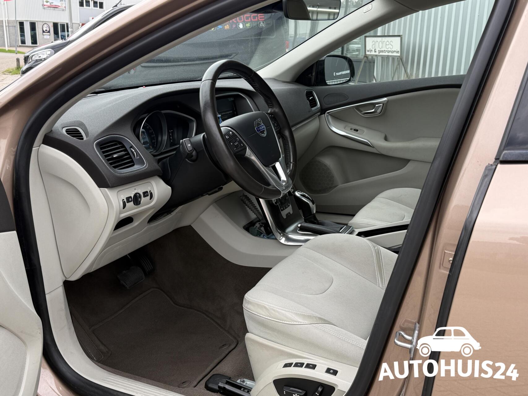 Foto van Volvo V40 Cross Country