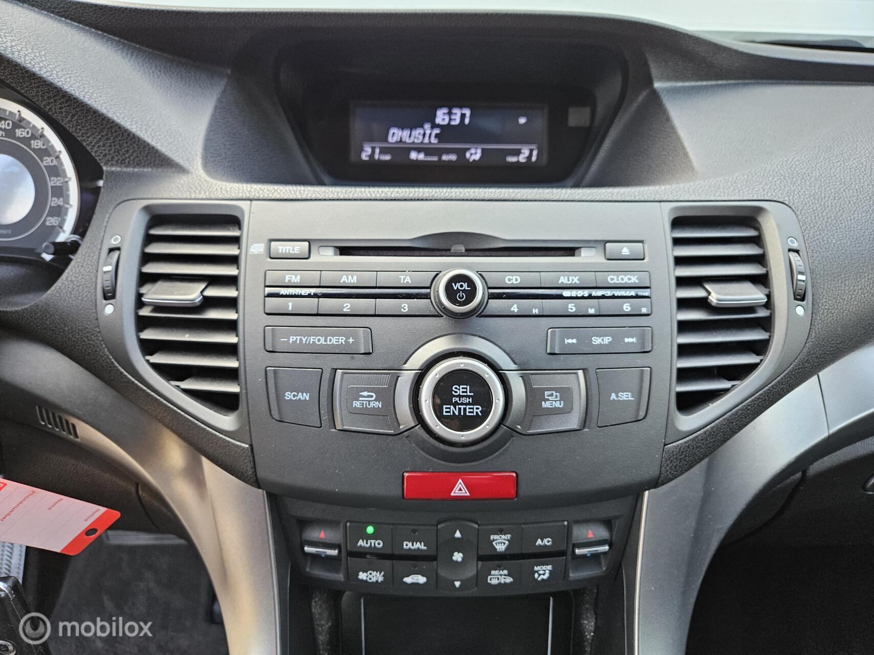 Foto van Honda Accord Tourer