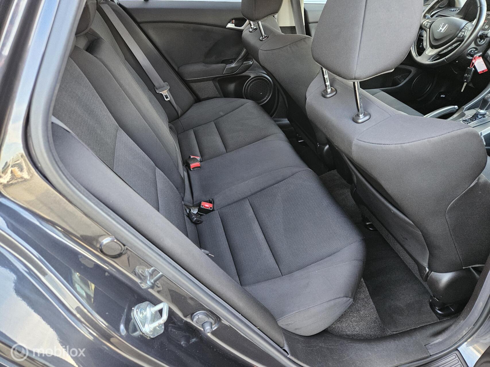 Foto van Honda Accord Tourer