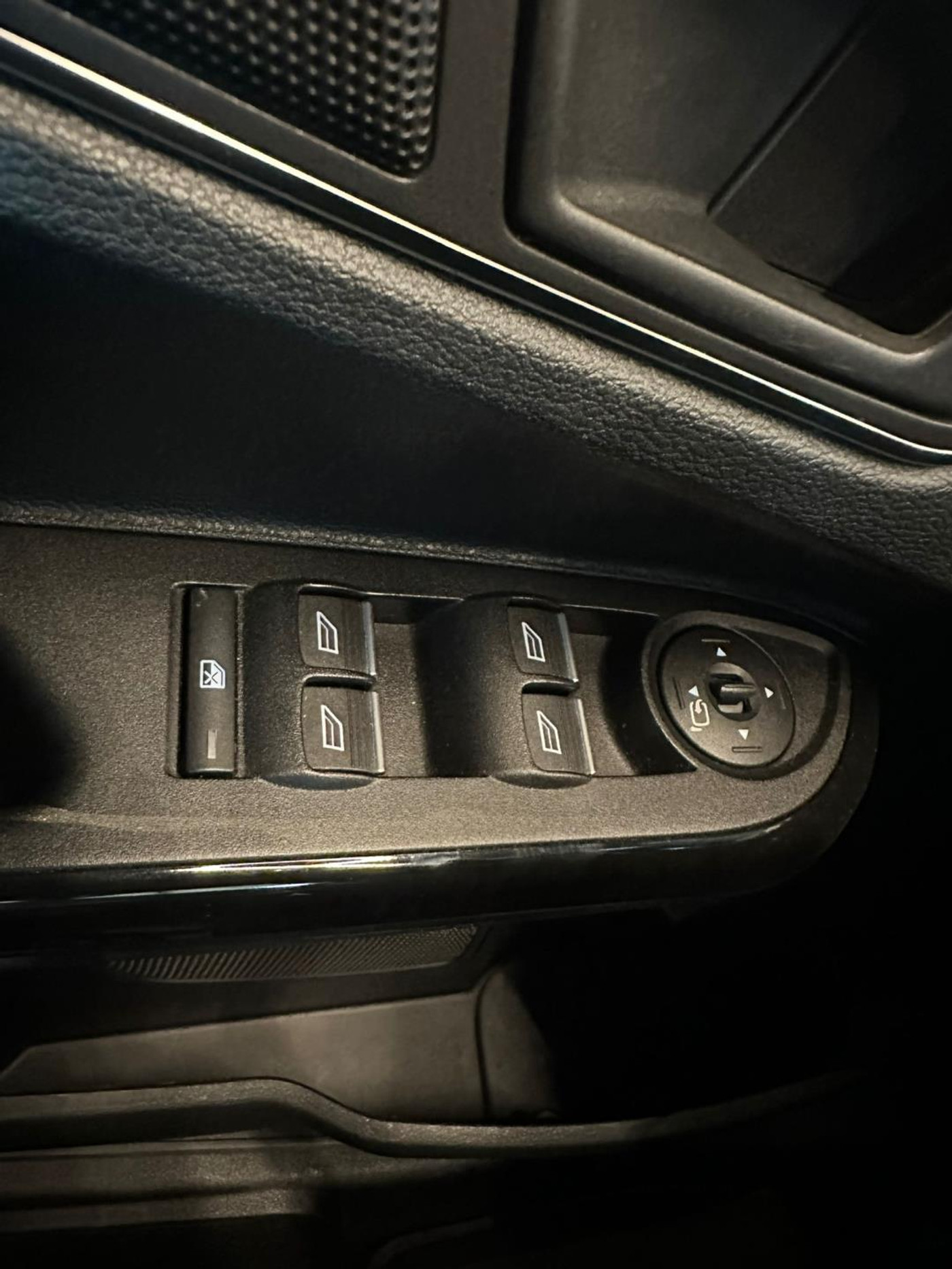 Foto van Ford B-max