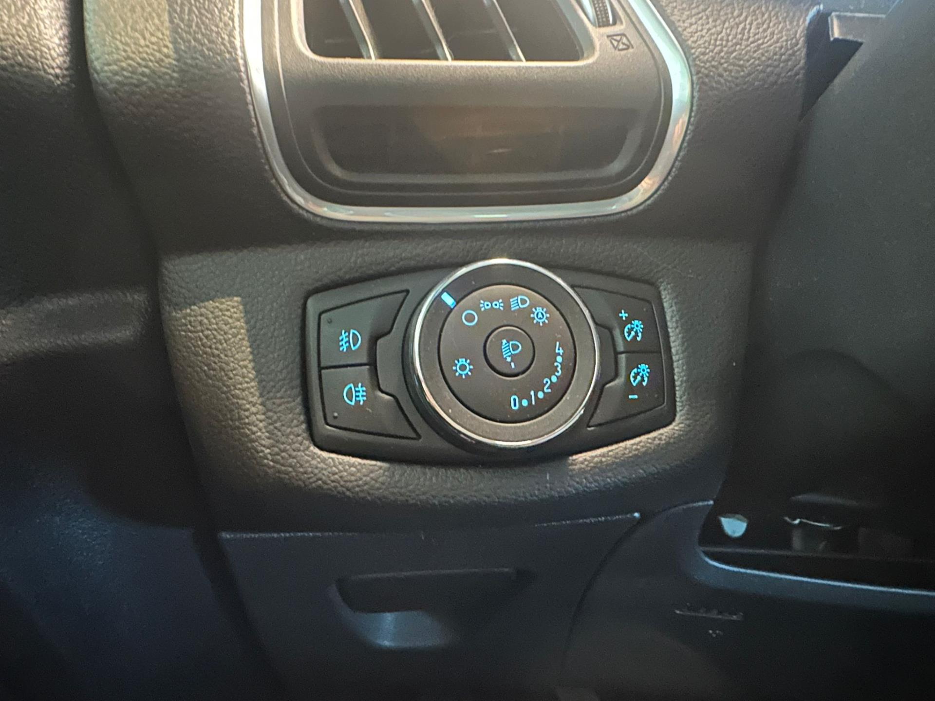 Foto van Ford B-max
