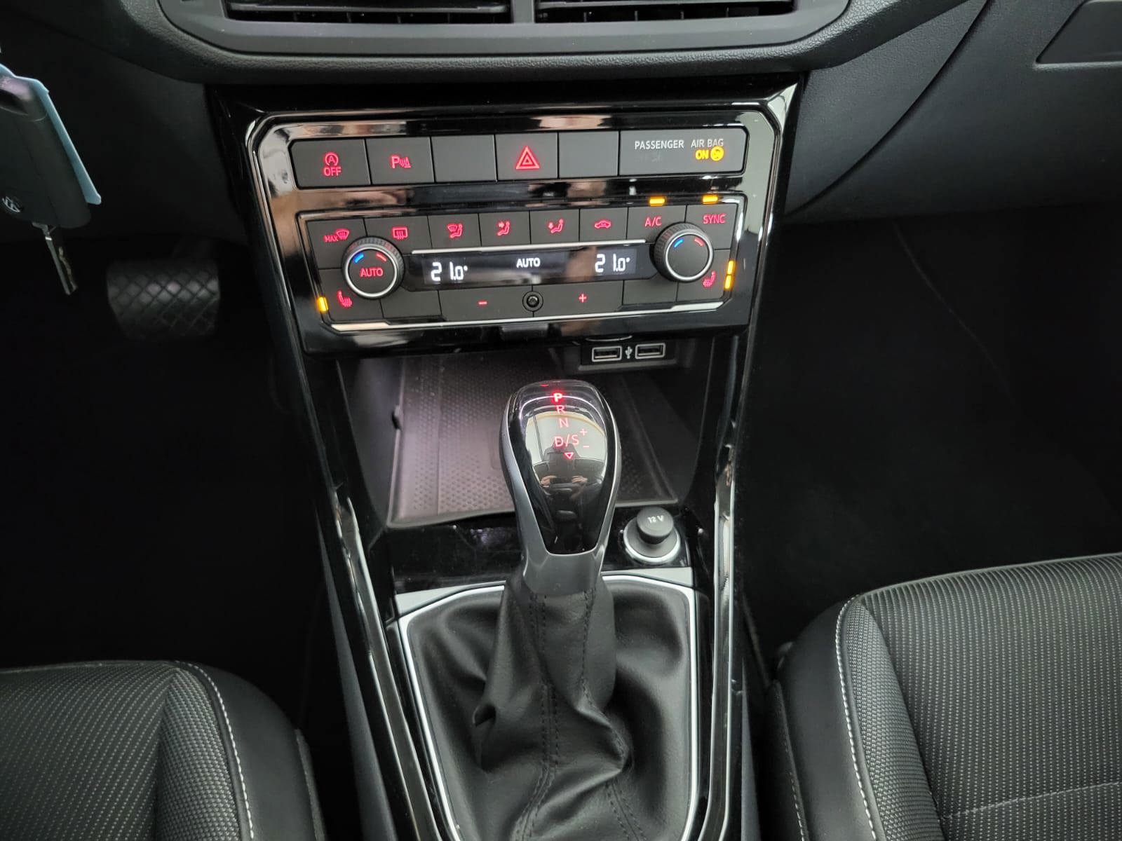 Foto van Volkswagen T-cross