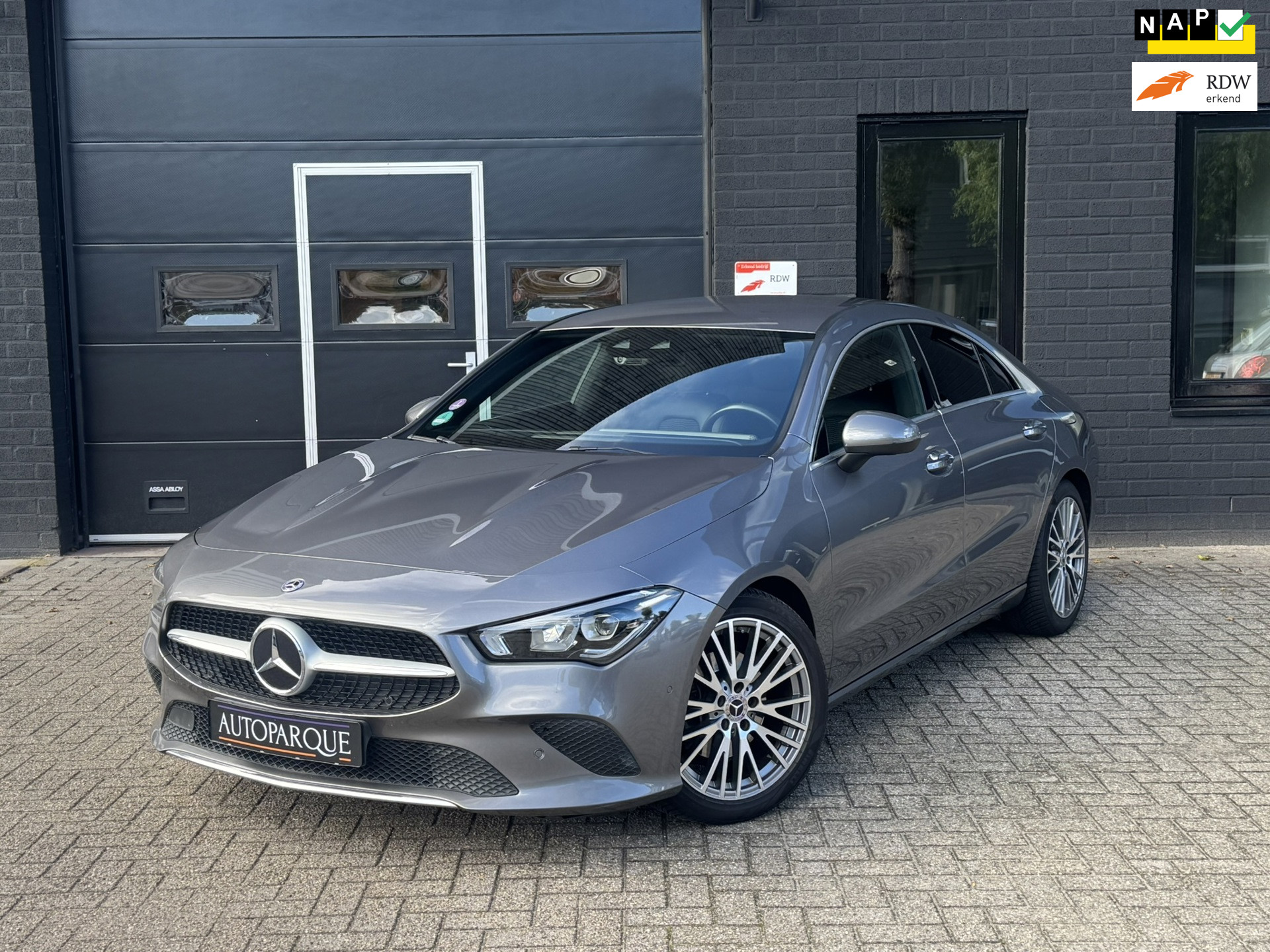 Mercedes-Benz Cla 200 200 Business Solution AMG - Nieuwstaat - Sfeer - Wide screen 2020 - voorkant