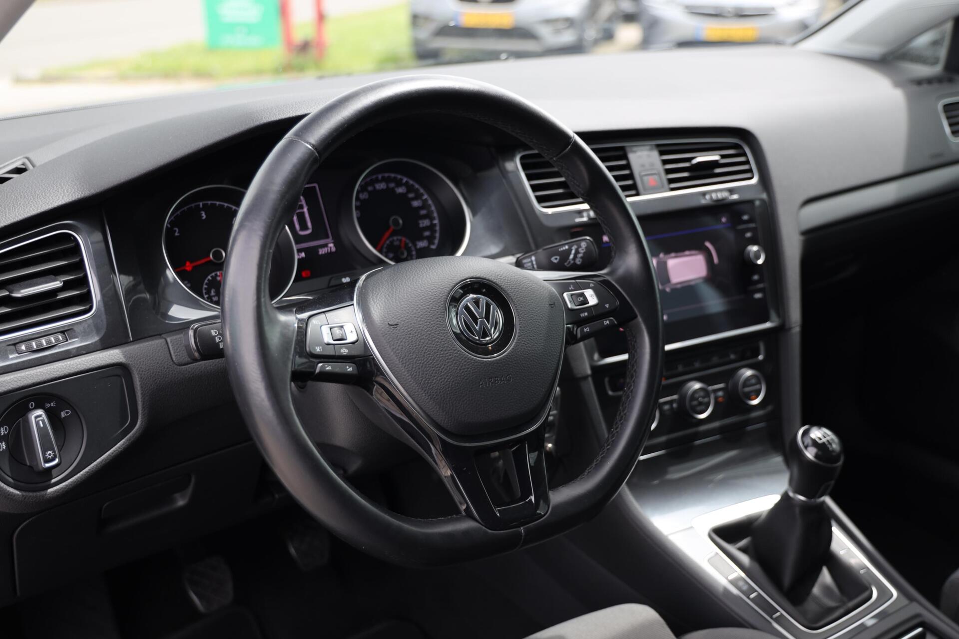 Foto van Volkswagen Golf