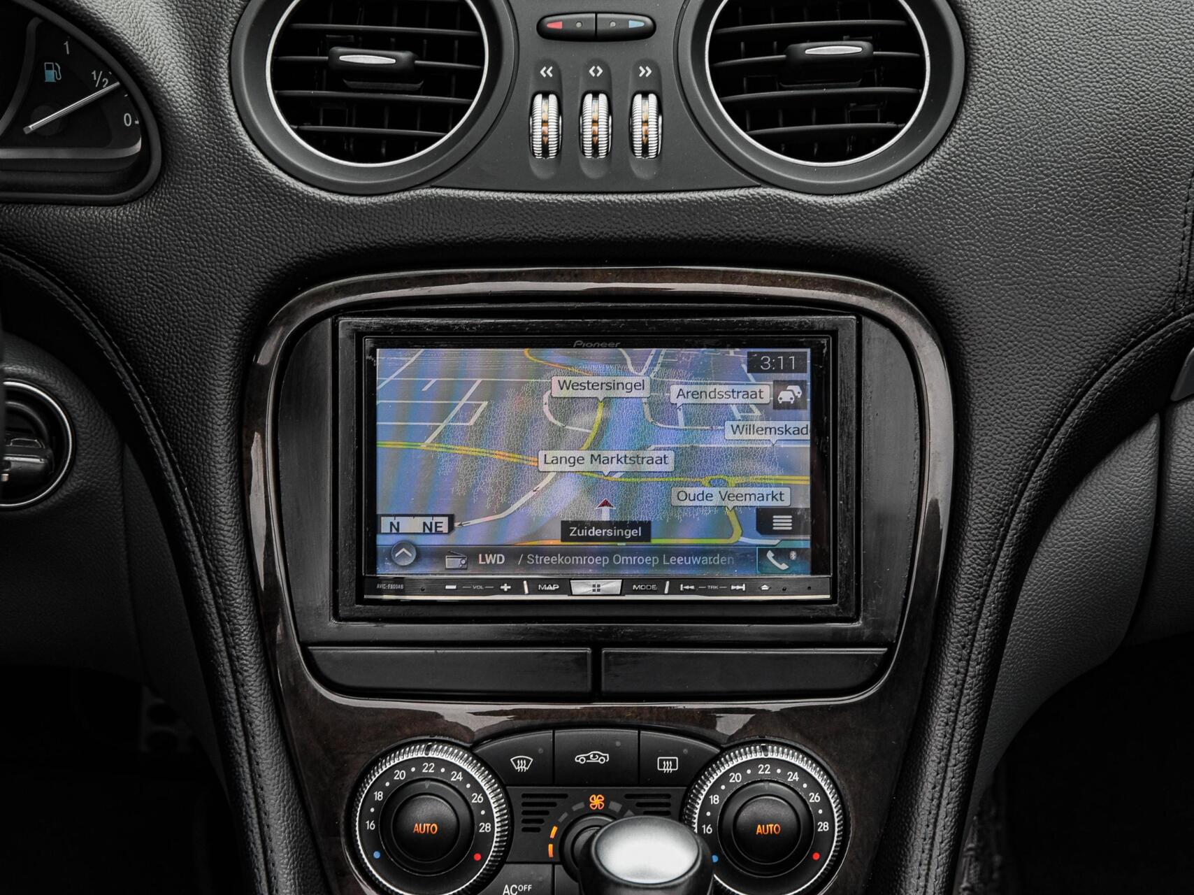 Foto van Mercedes-Benz SL 350