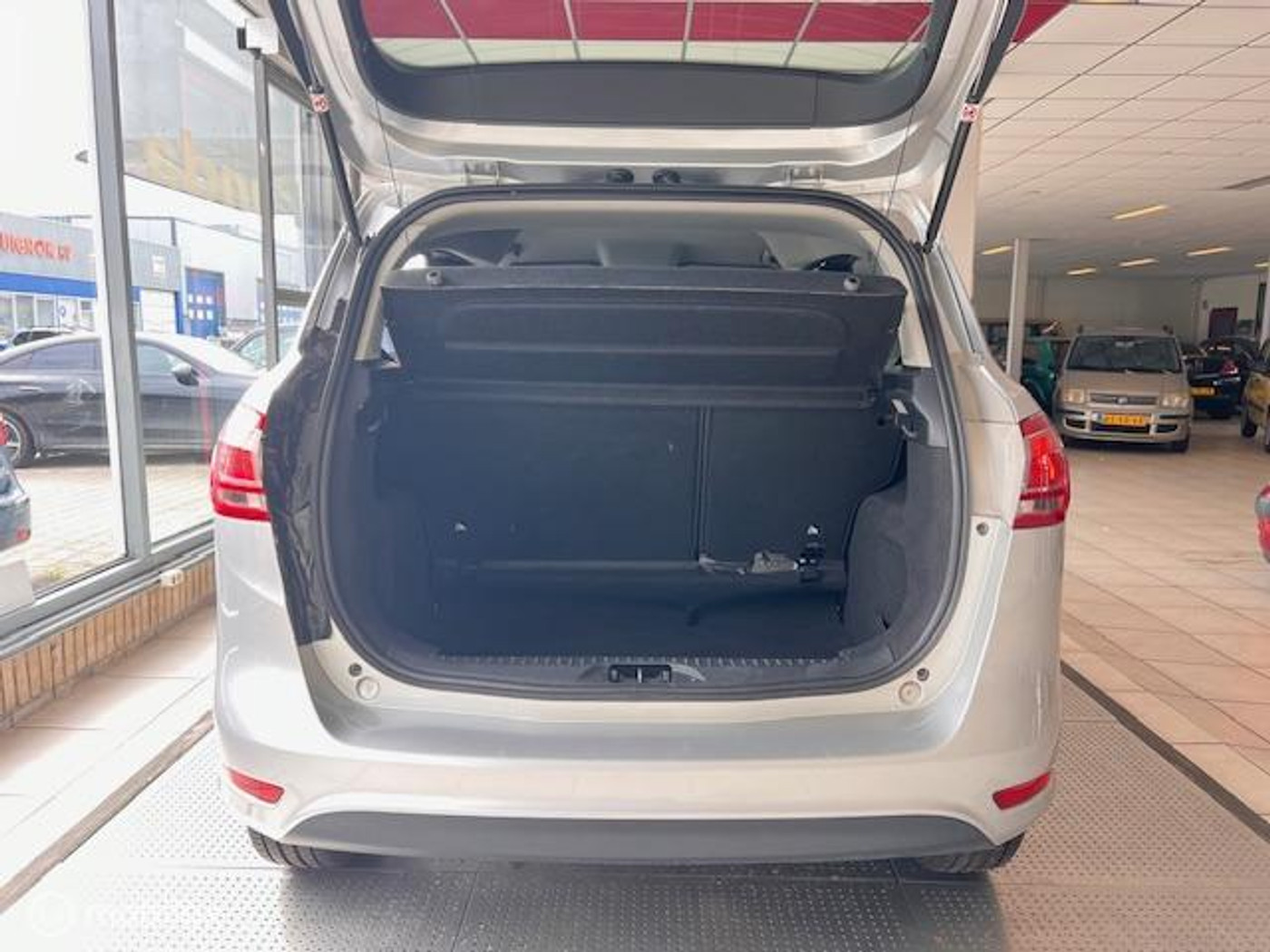 Foto van Ford B-max