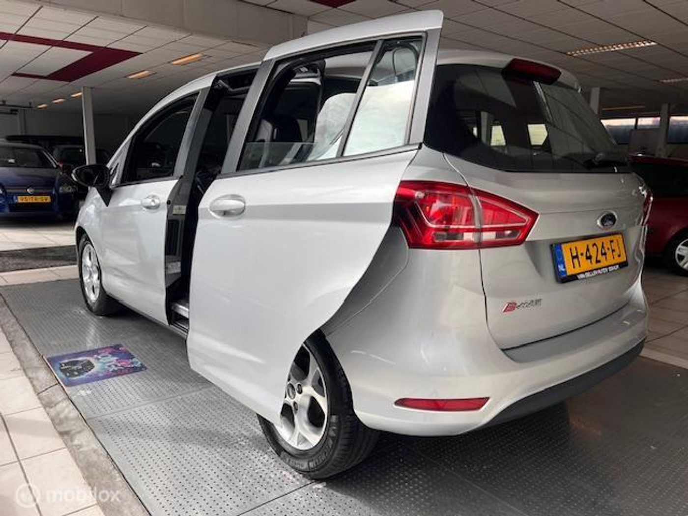 Foto van Ford B-max