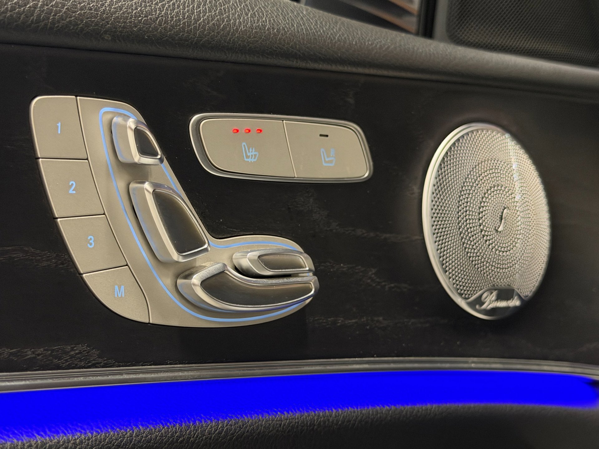 Foto van Mercedes-Benz E 200