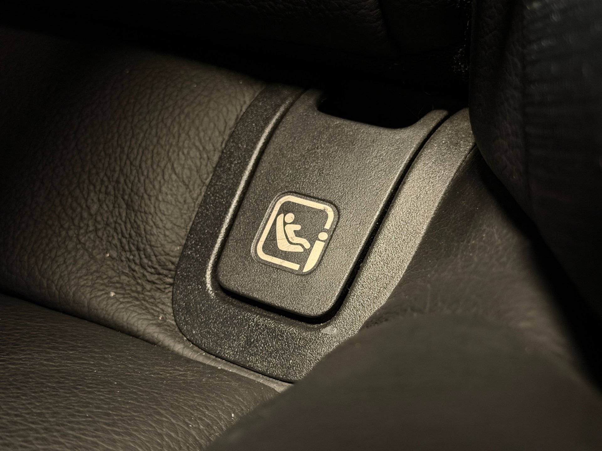 Foto van Mercedes-Benz E 200