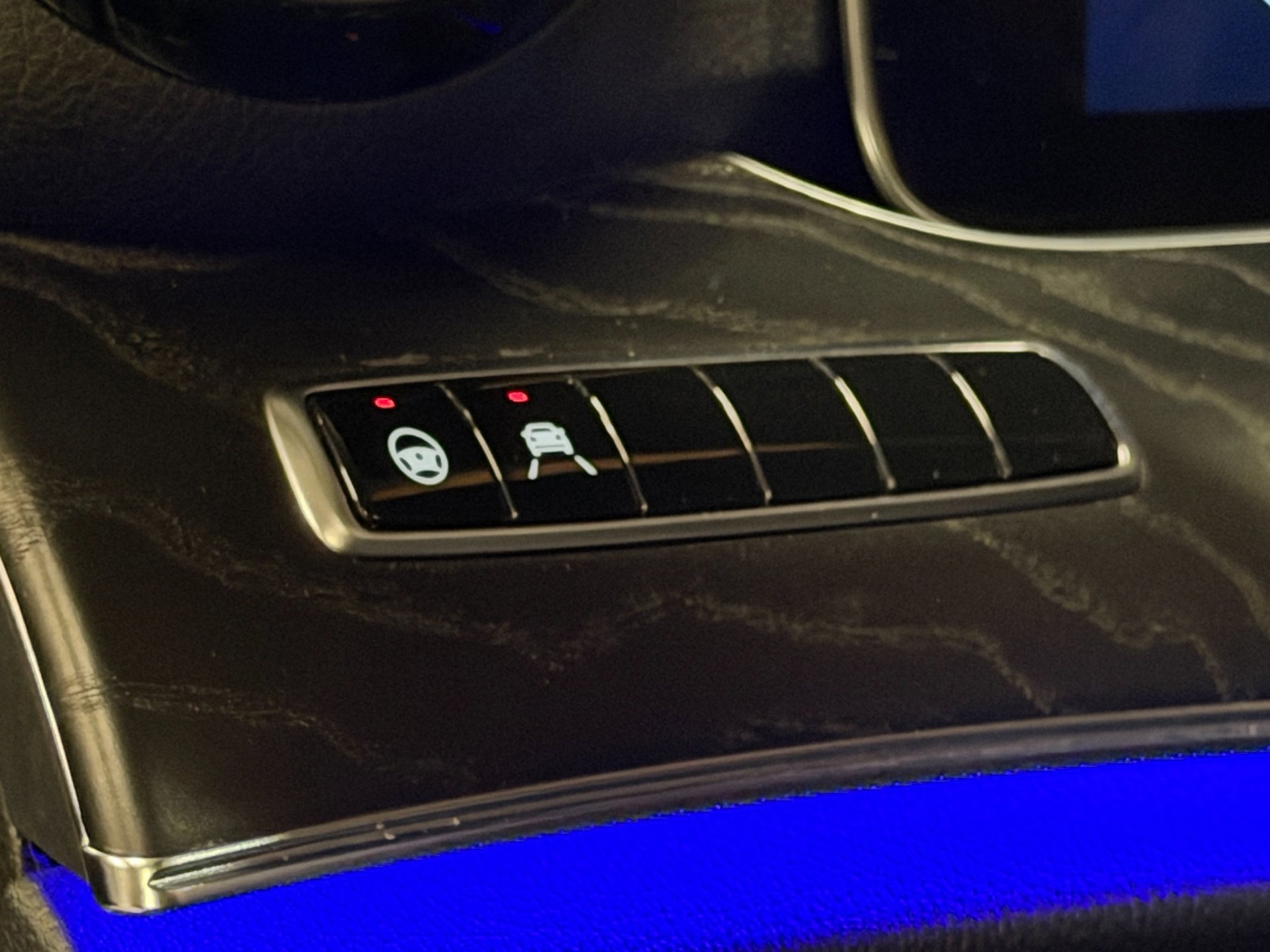 Foto van Mercedes-Benz E 200