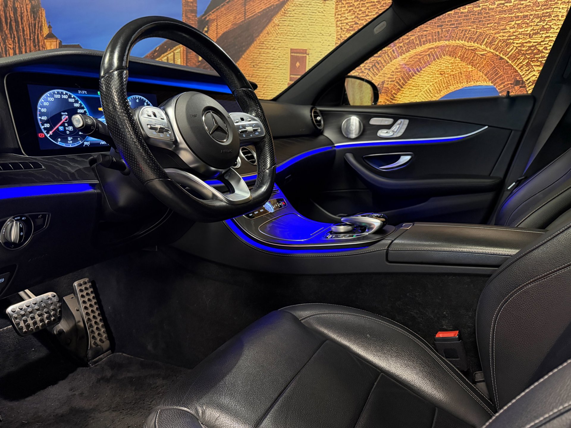 Foto van Mercedes-Benz E 200