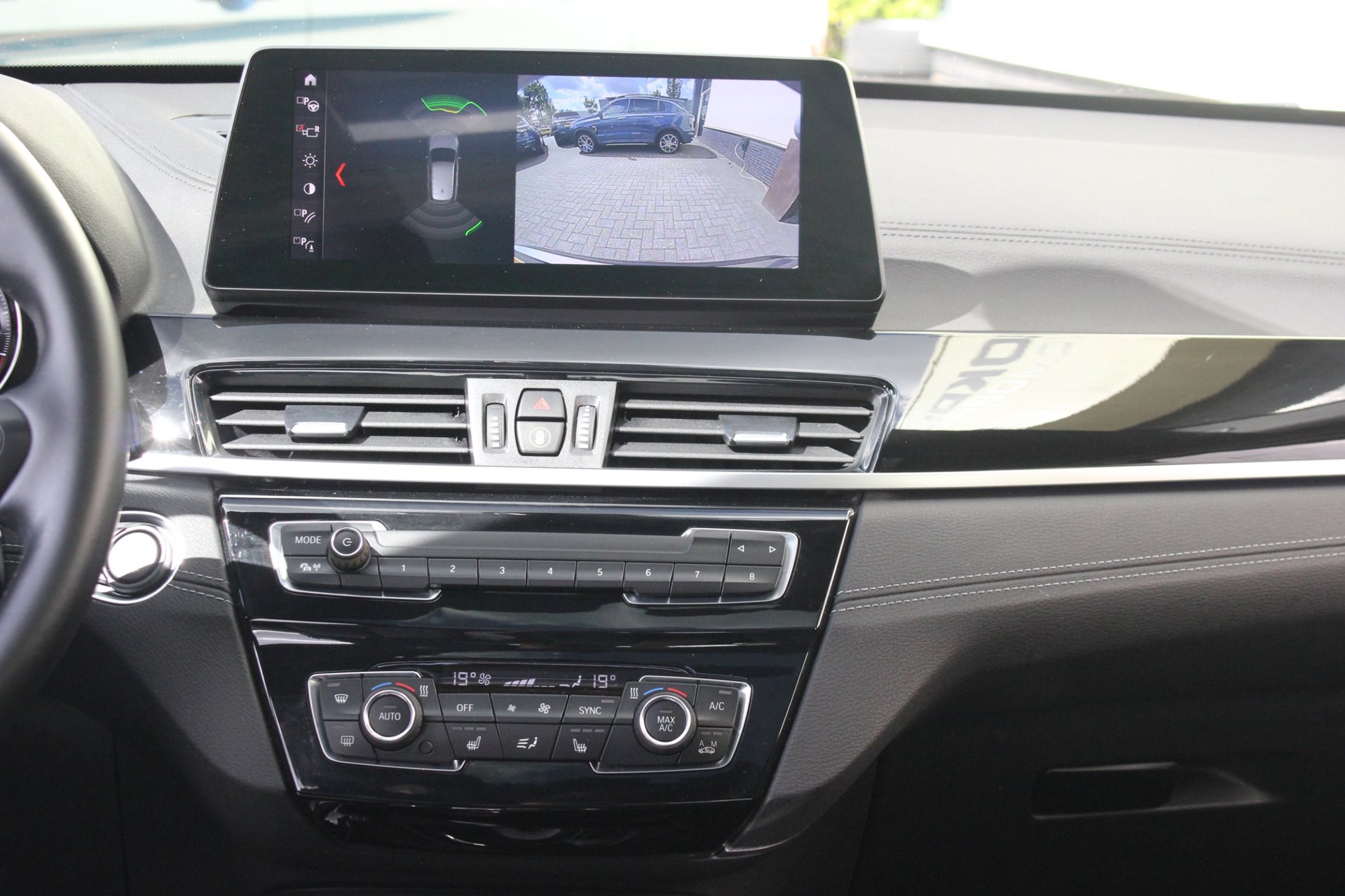 Foto van BMW X1 Sdrive20i