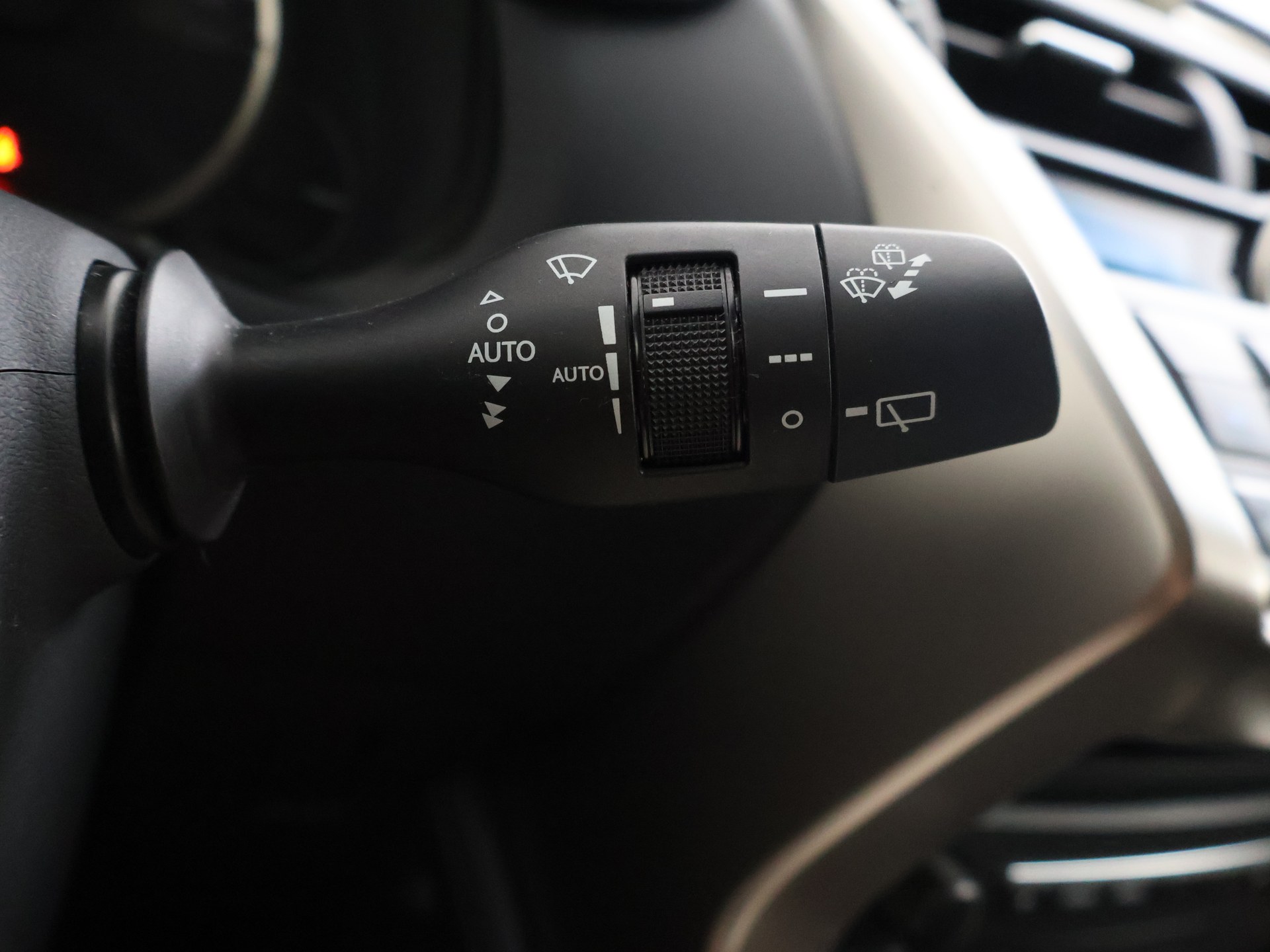Foto van Lexus Lexus Nx300h