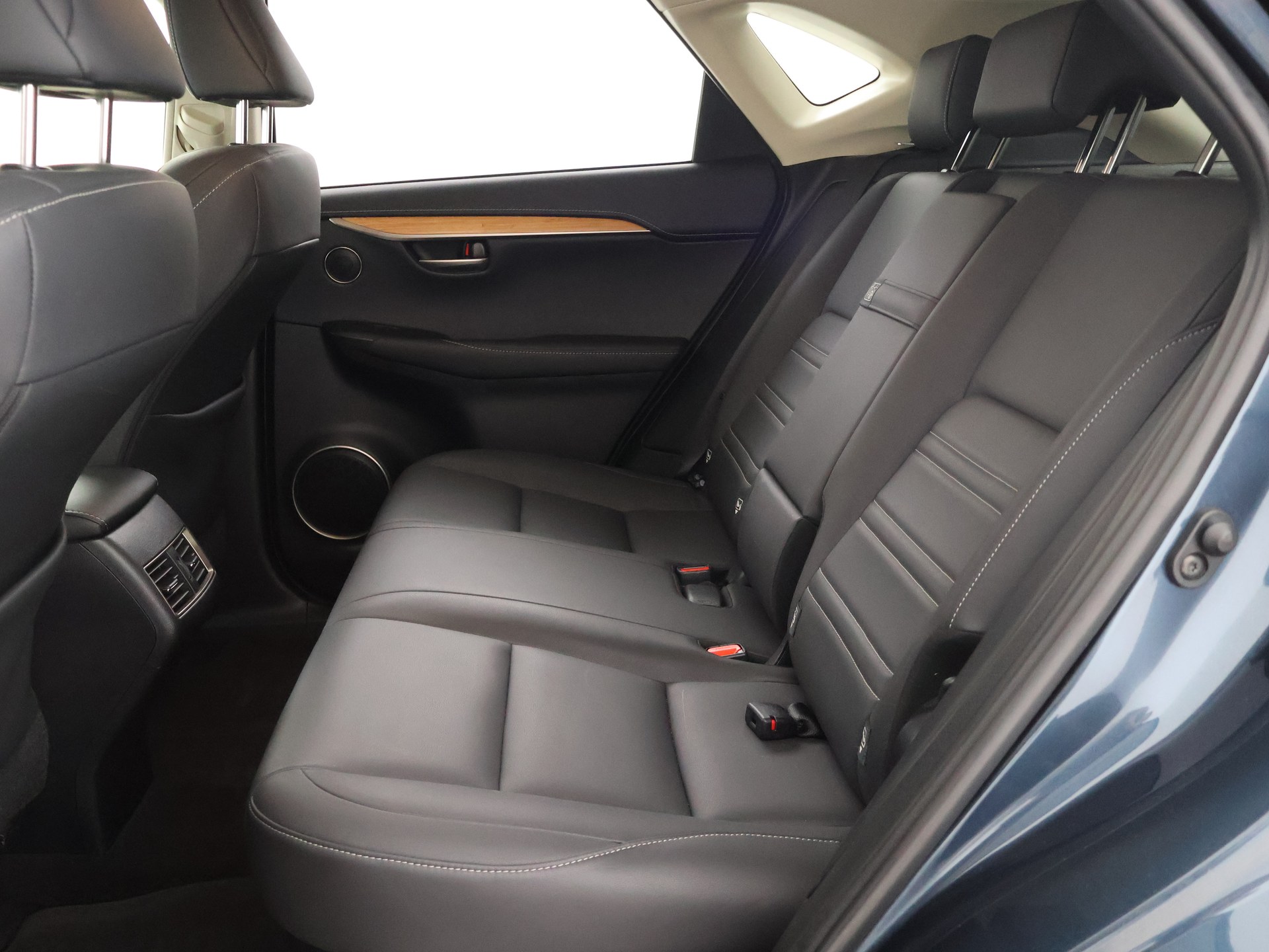 Foto van Lexus Lexus Nx300h
