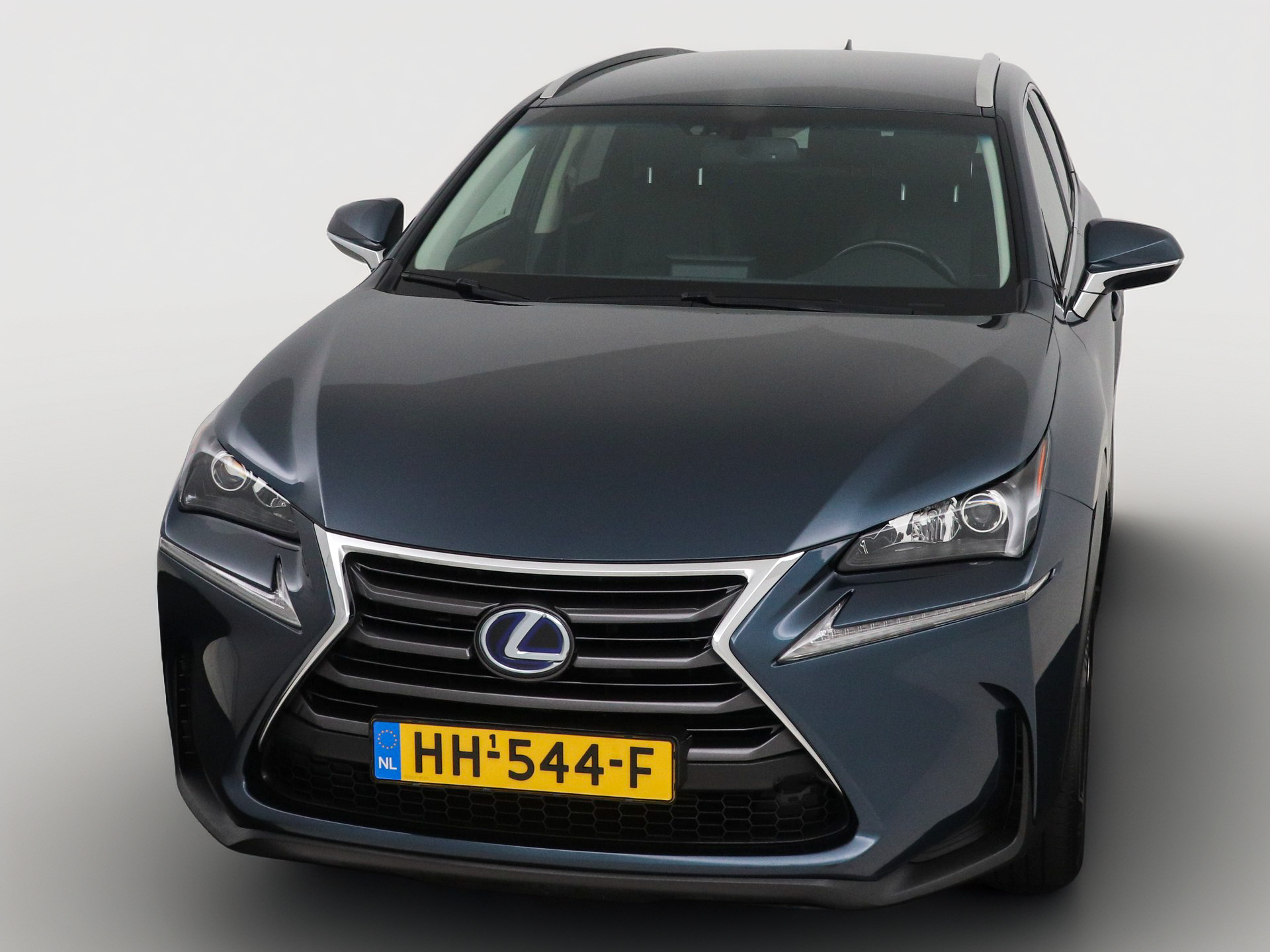 Foto van Lexus Lexus Nx300h