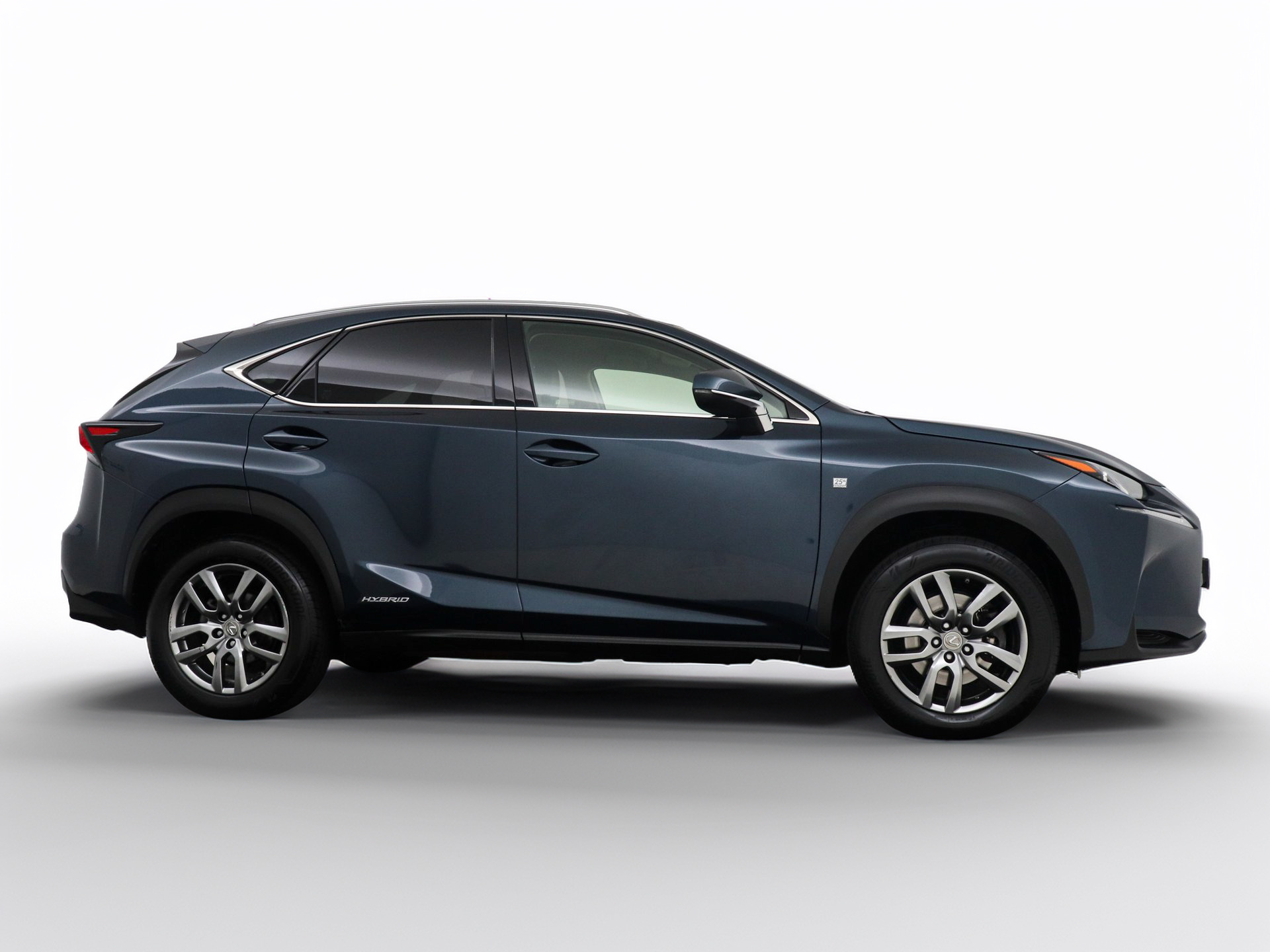 Foto van Lexus Lexus Nx300h