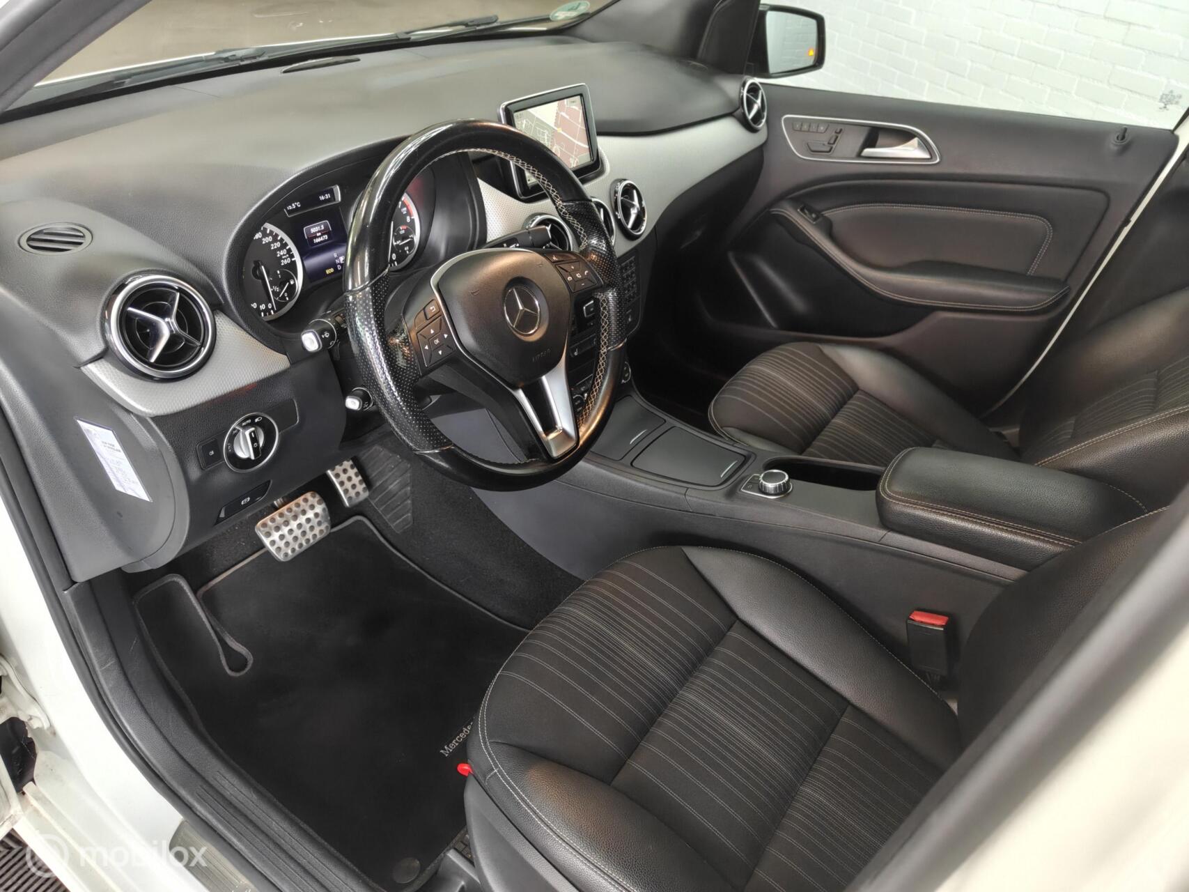 Foto van Mercedes-Benz B 200