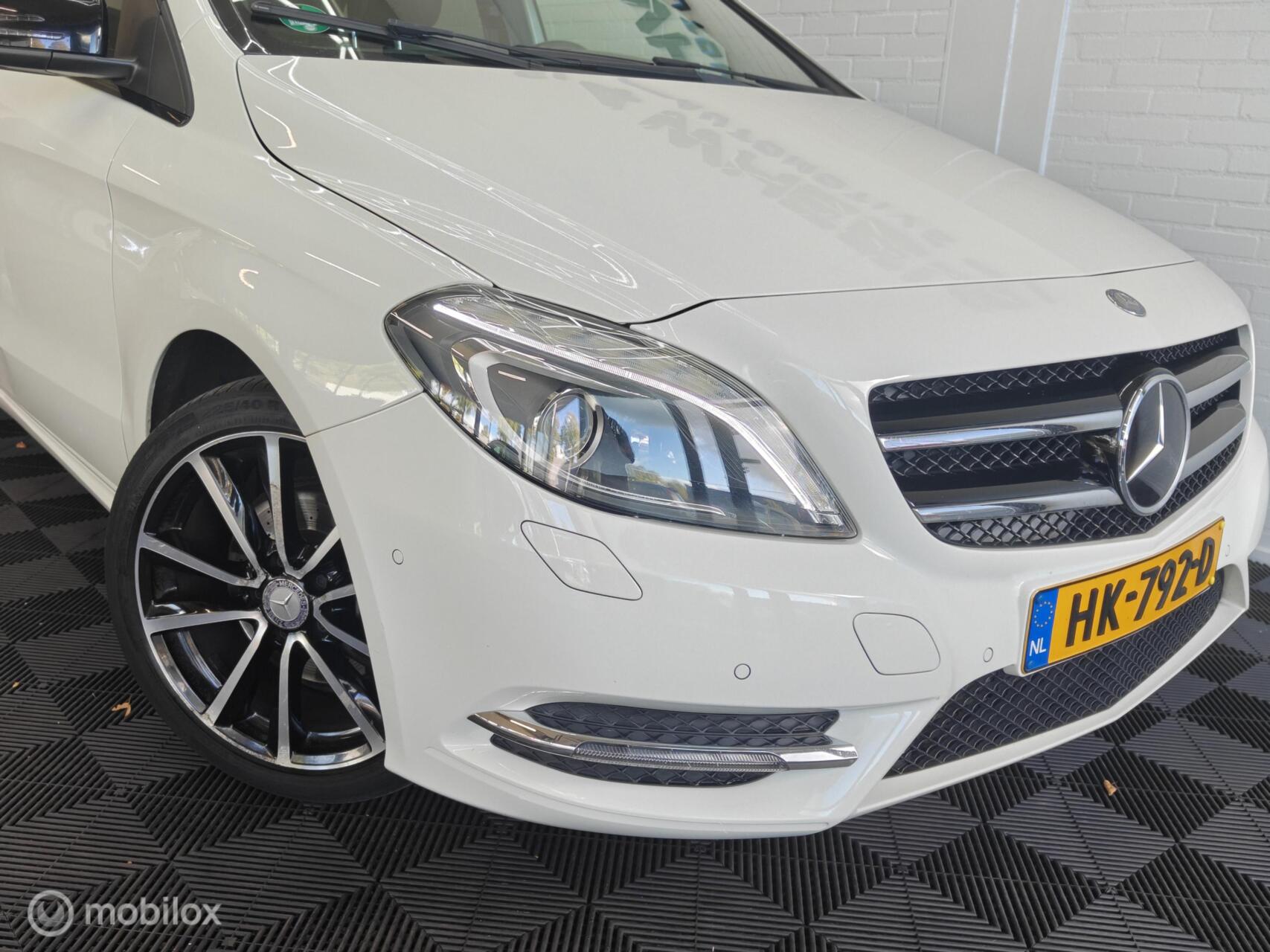 Foto van Mercedes-Benz B 200