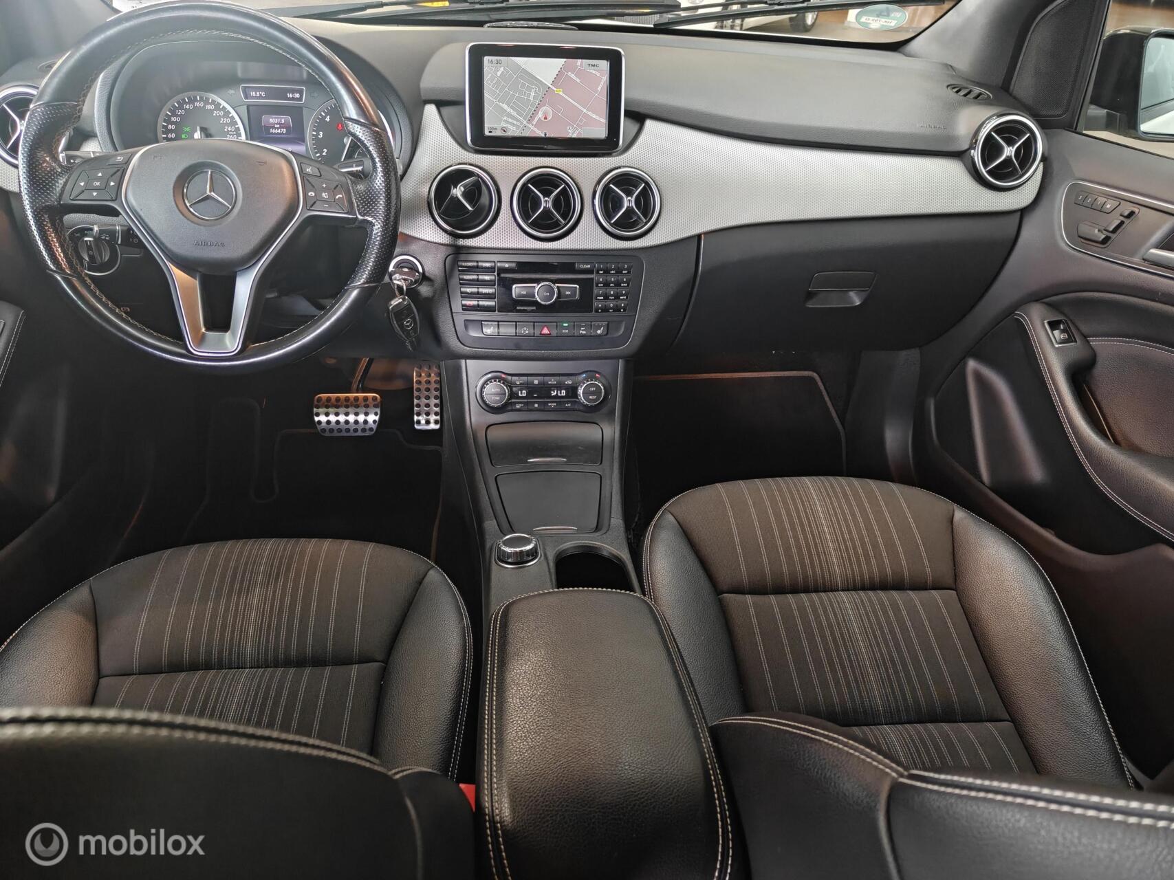 Foto van Mercedes-Benz B 200