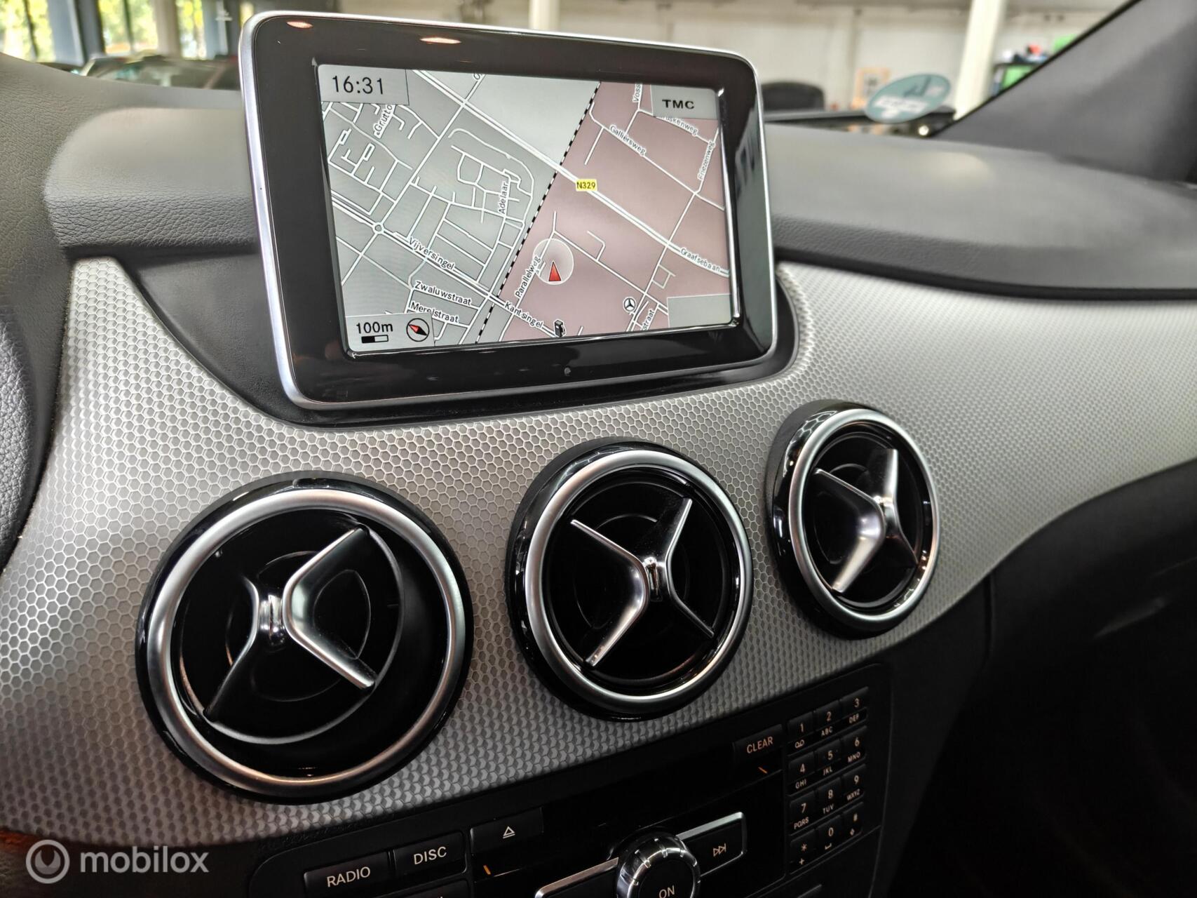 Foto van Mercedes-Benz B 200