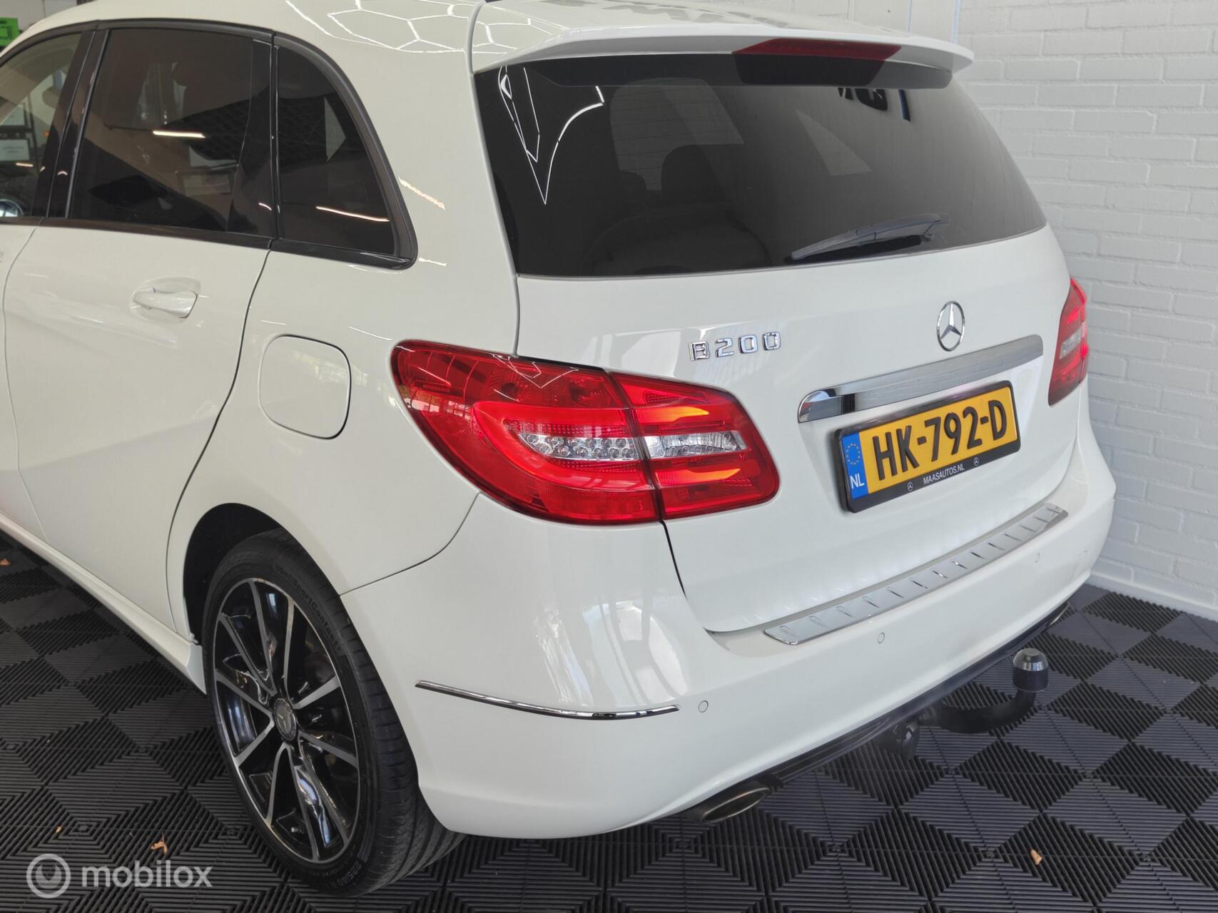 Foto van Mercedes-Benz B 200