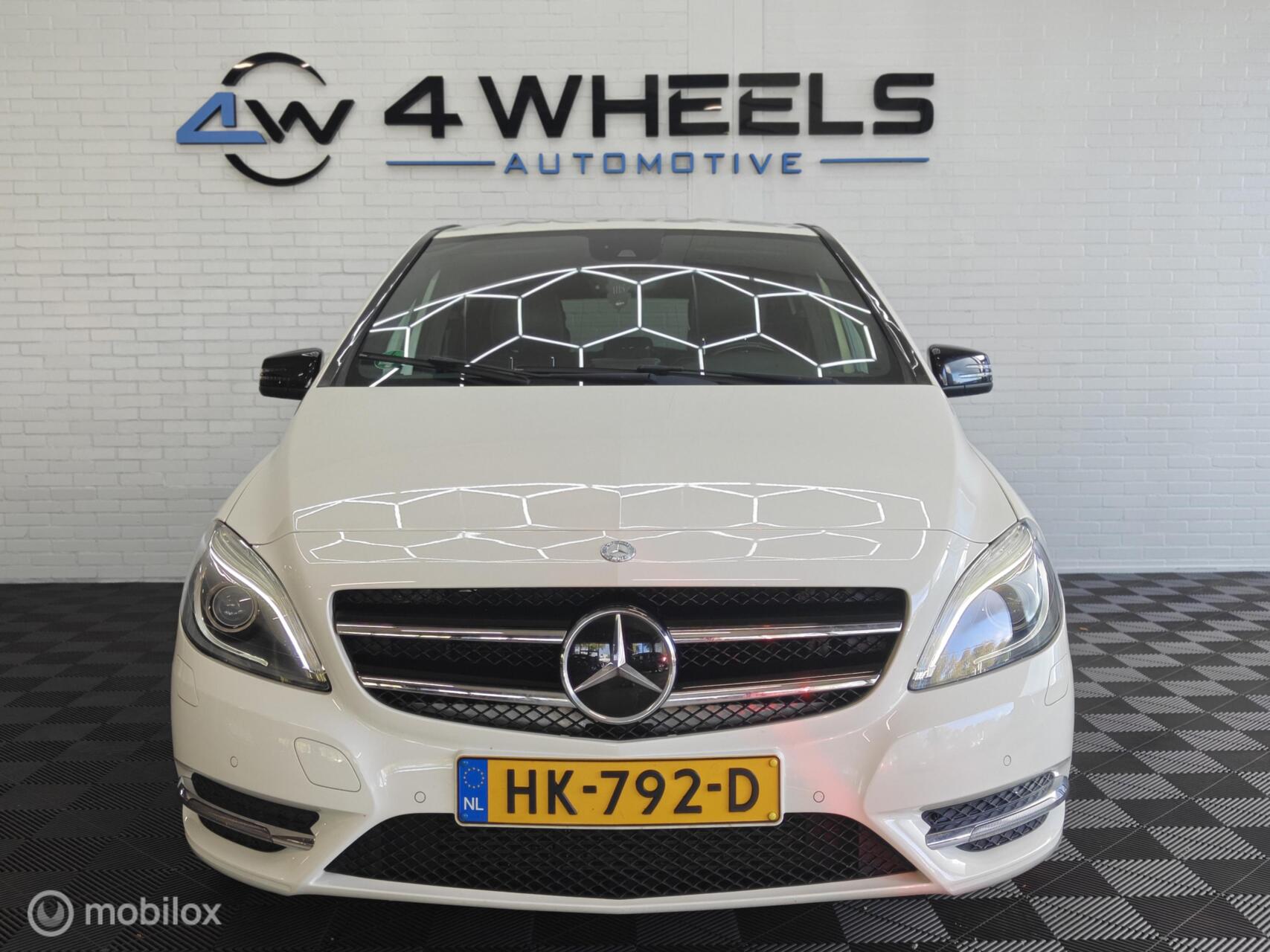 Foto van Mercedes-Benz B 200