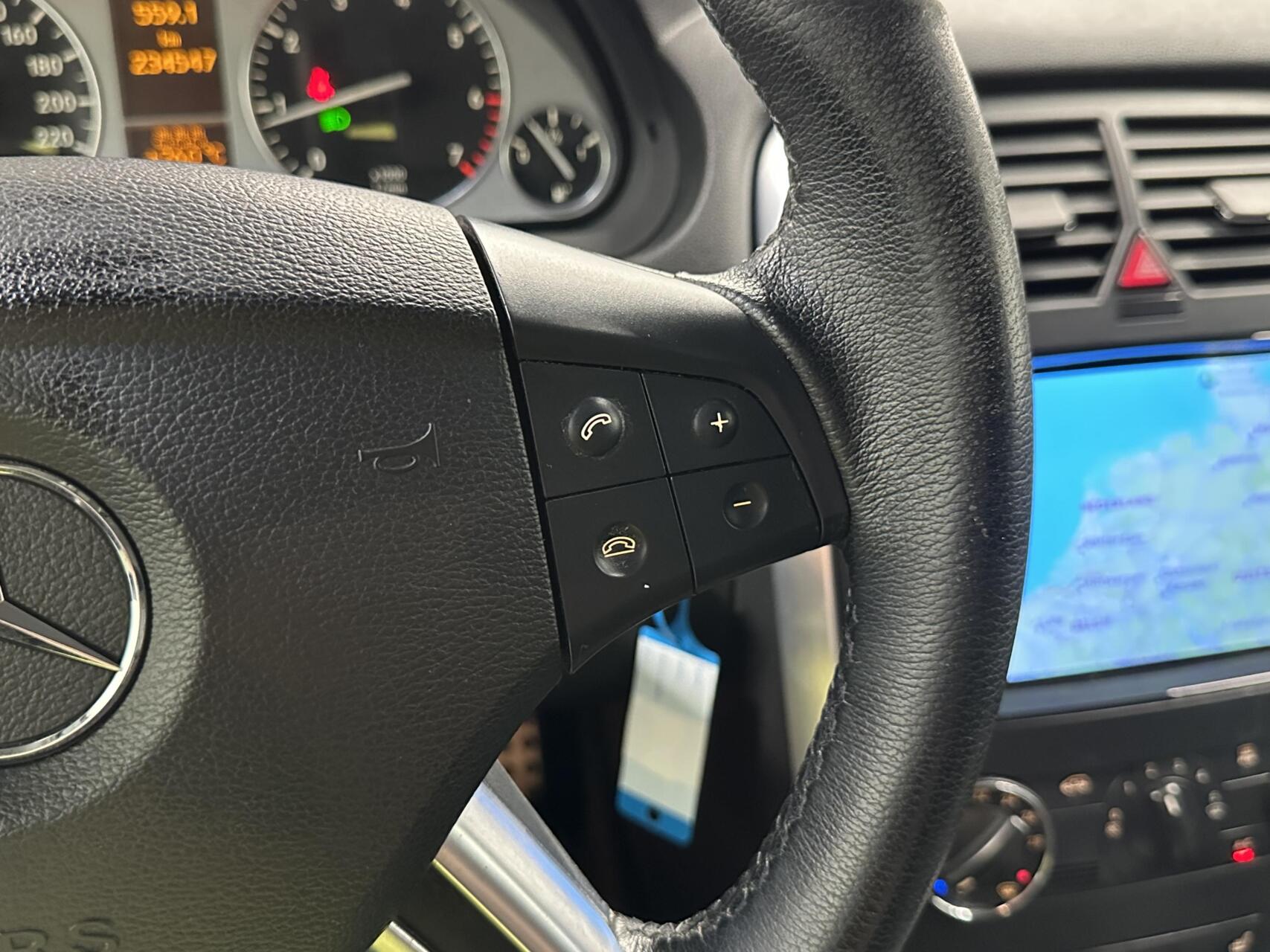 Foto van Mercedes-Benz B 200